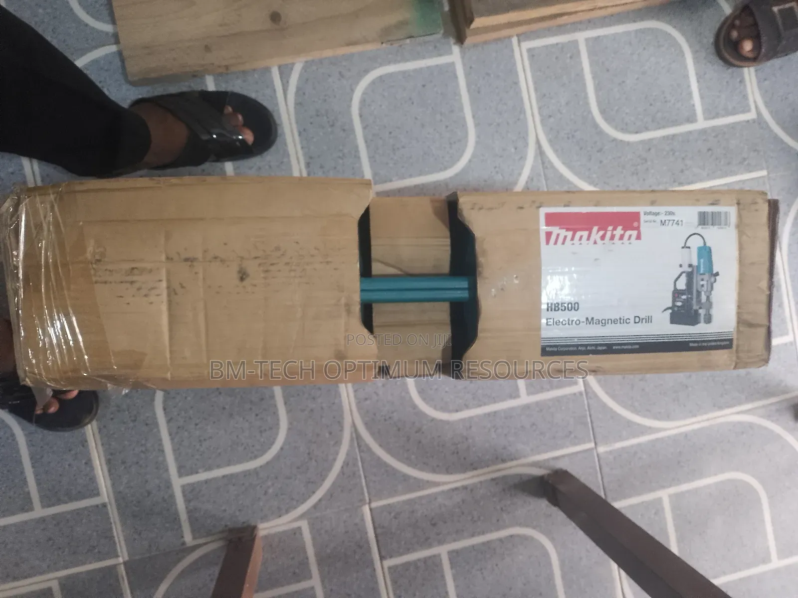 Electro-magnetic Drill Hb500 Makita
