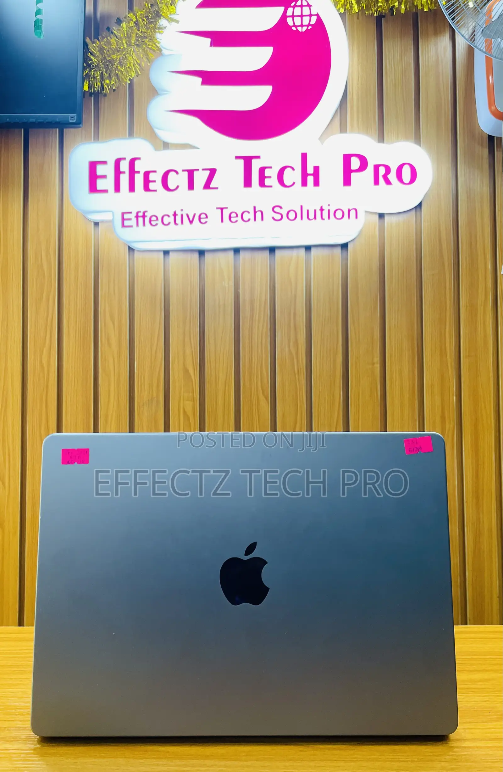 Laptop Apple MacBook Pro 32GB Apple M1 Pro SSD 512GB