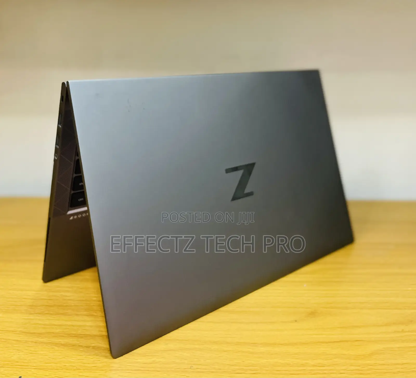 Laptop HP ZBook Firefly G8 16GB Intel Core I7 SSD 512GB
