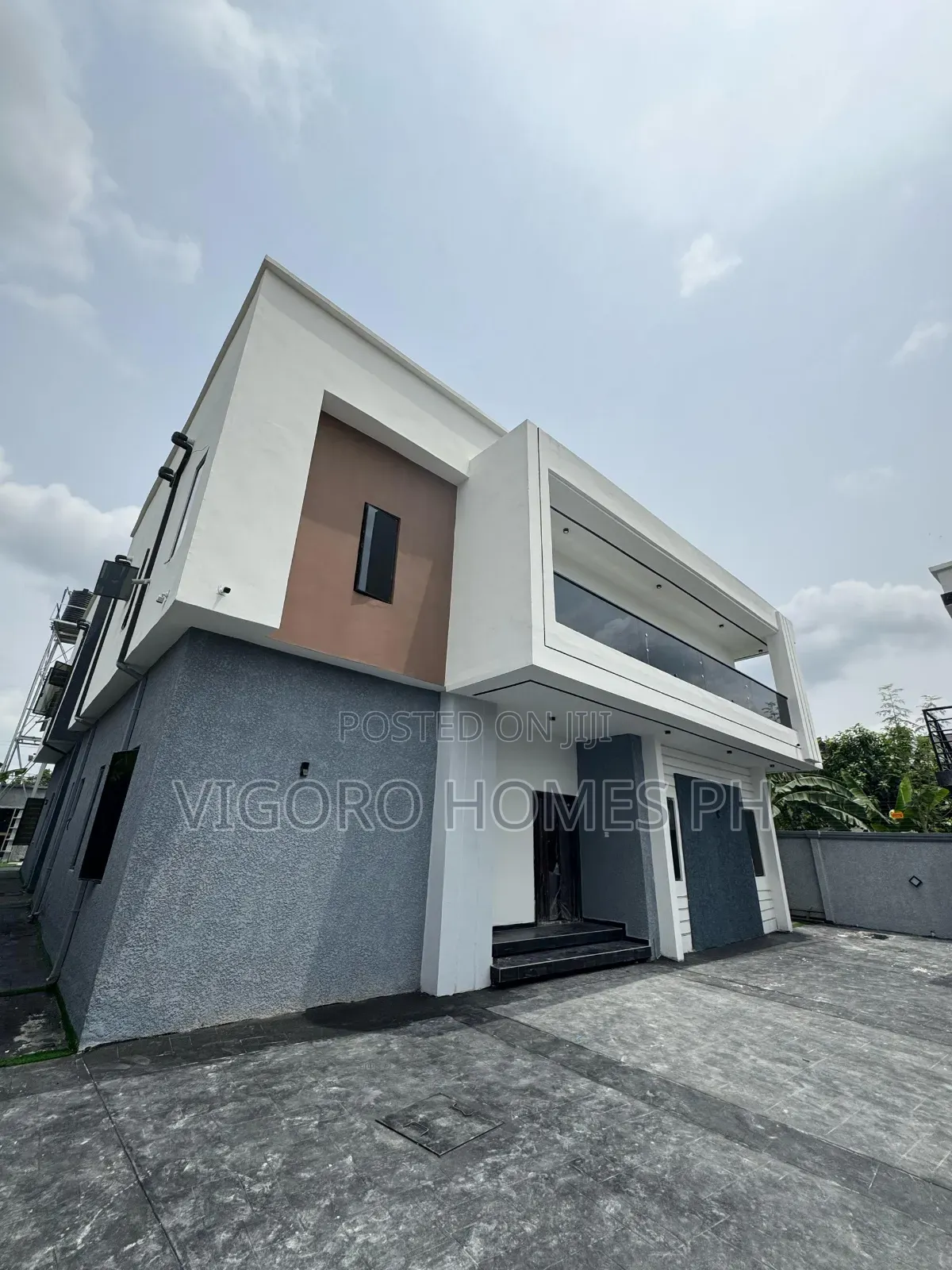 5bdrm Duplex in New Road, Port-Harcourt for sale