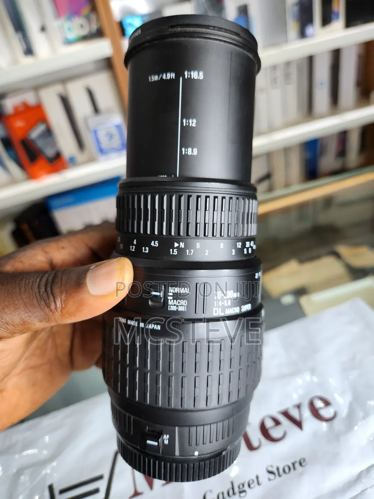 Sigma 70-300mm Macro Super 1.4 Dl Zoom Lens for Canon