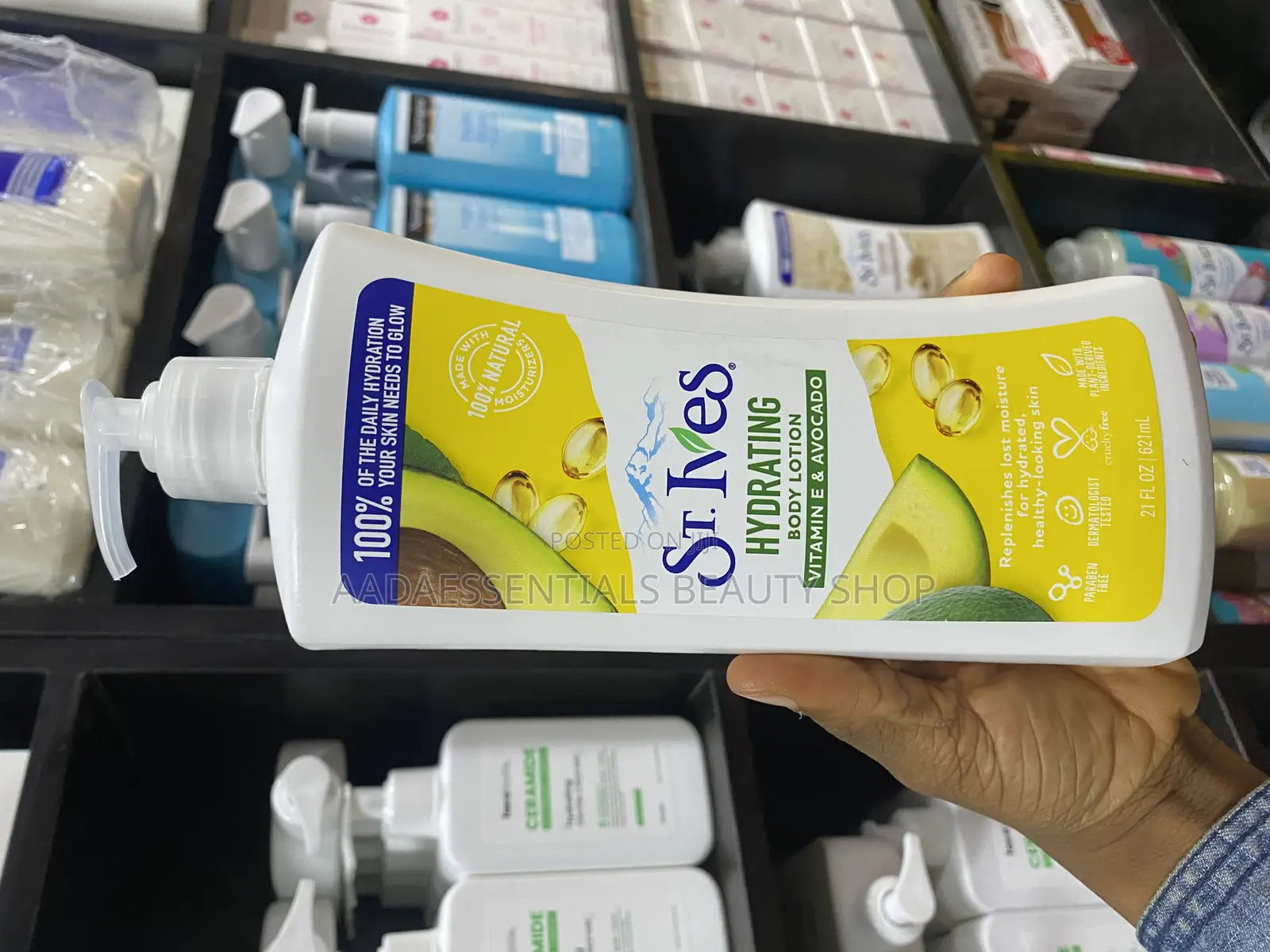 St Ives Hydrating Body Lotion
