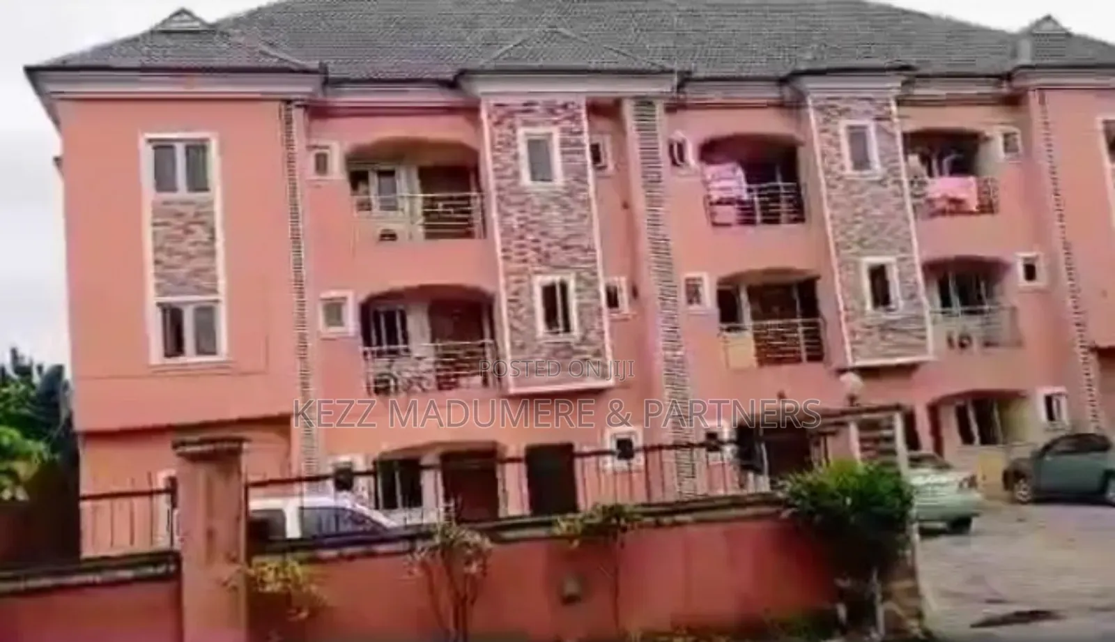 9bdrm Block of Flats in Inside A Gated for sale