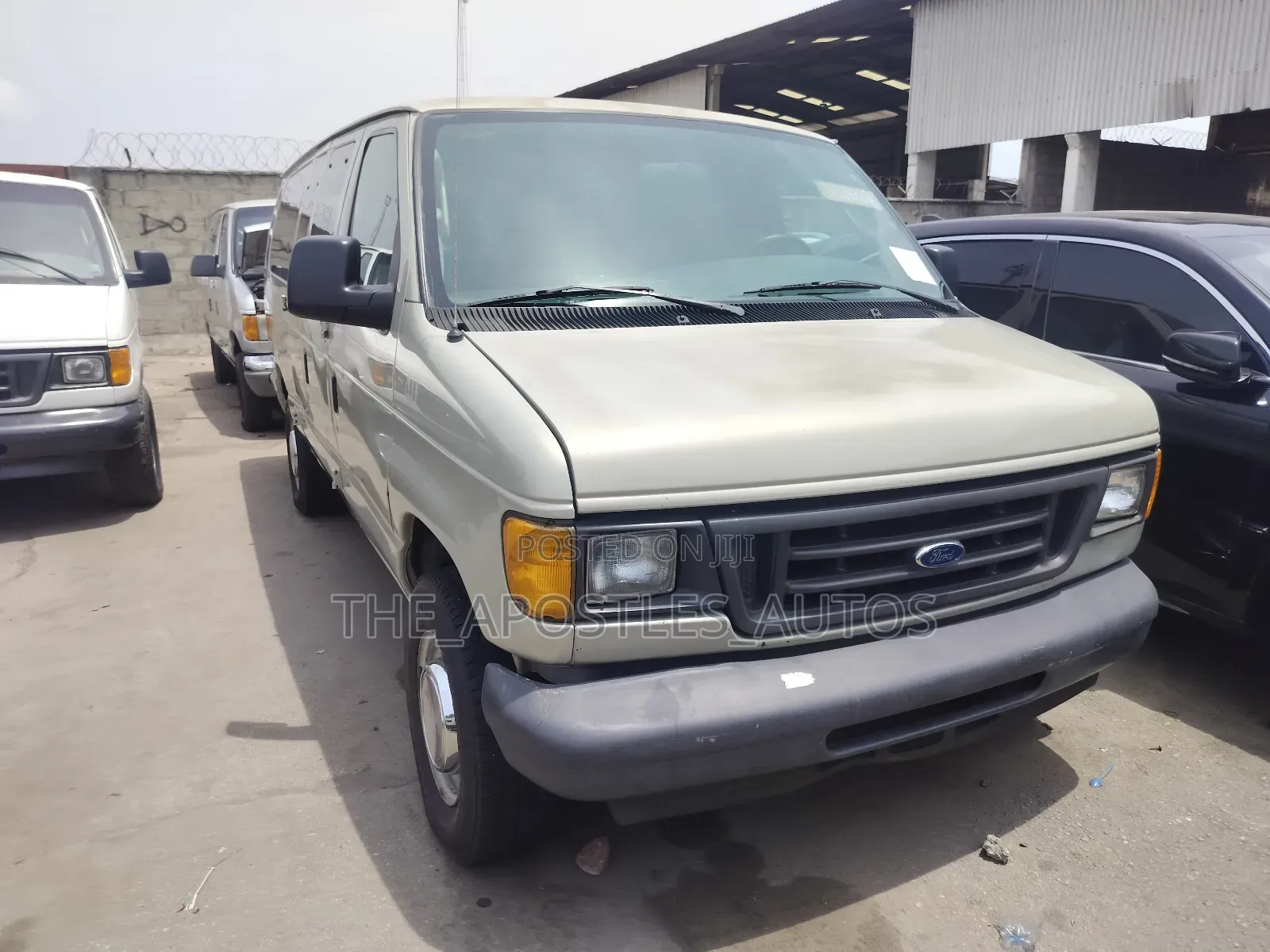 Ford E250 2006 Grey