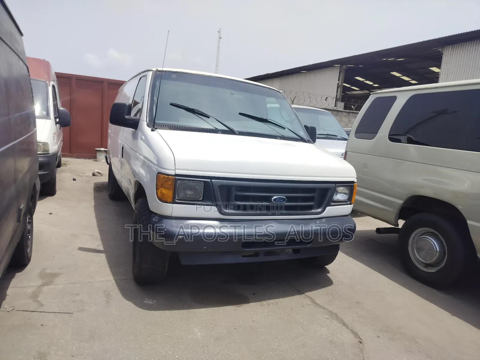 Ford E250 2005 White