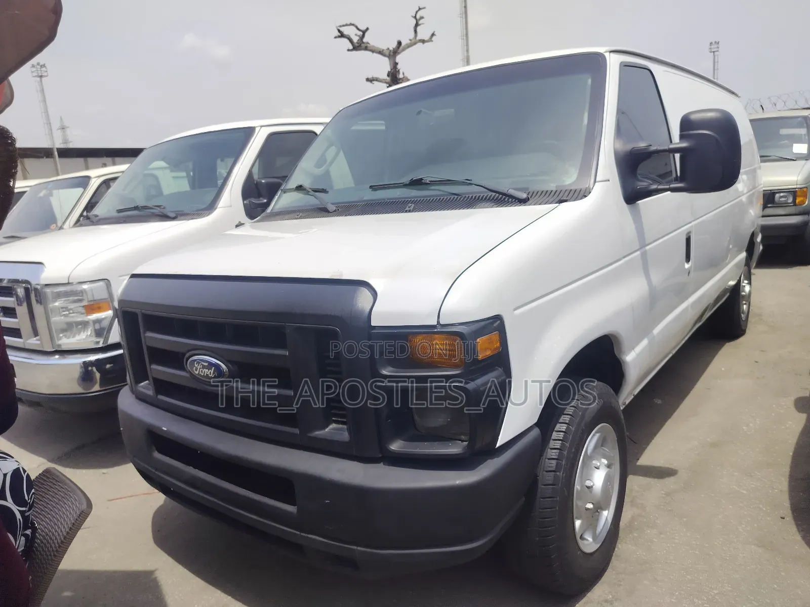 Ford E250 2010 White