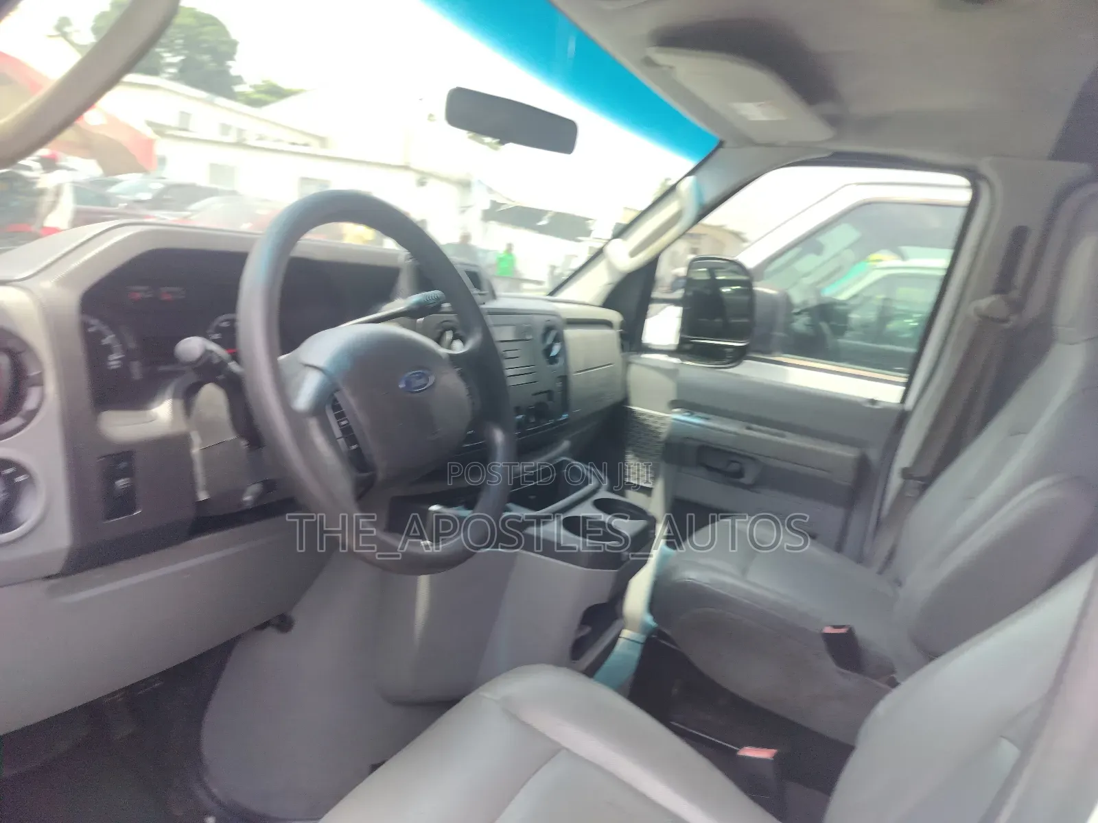 Ford E250 2010 White