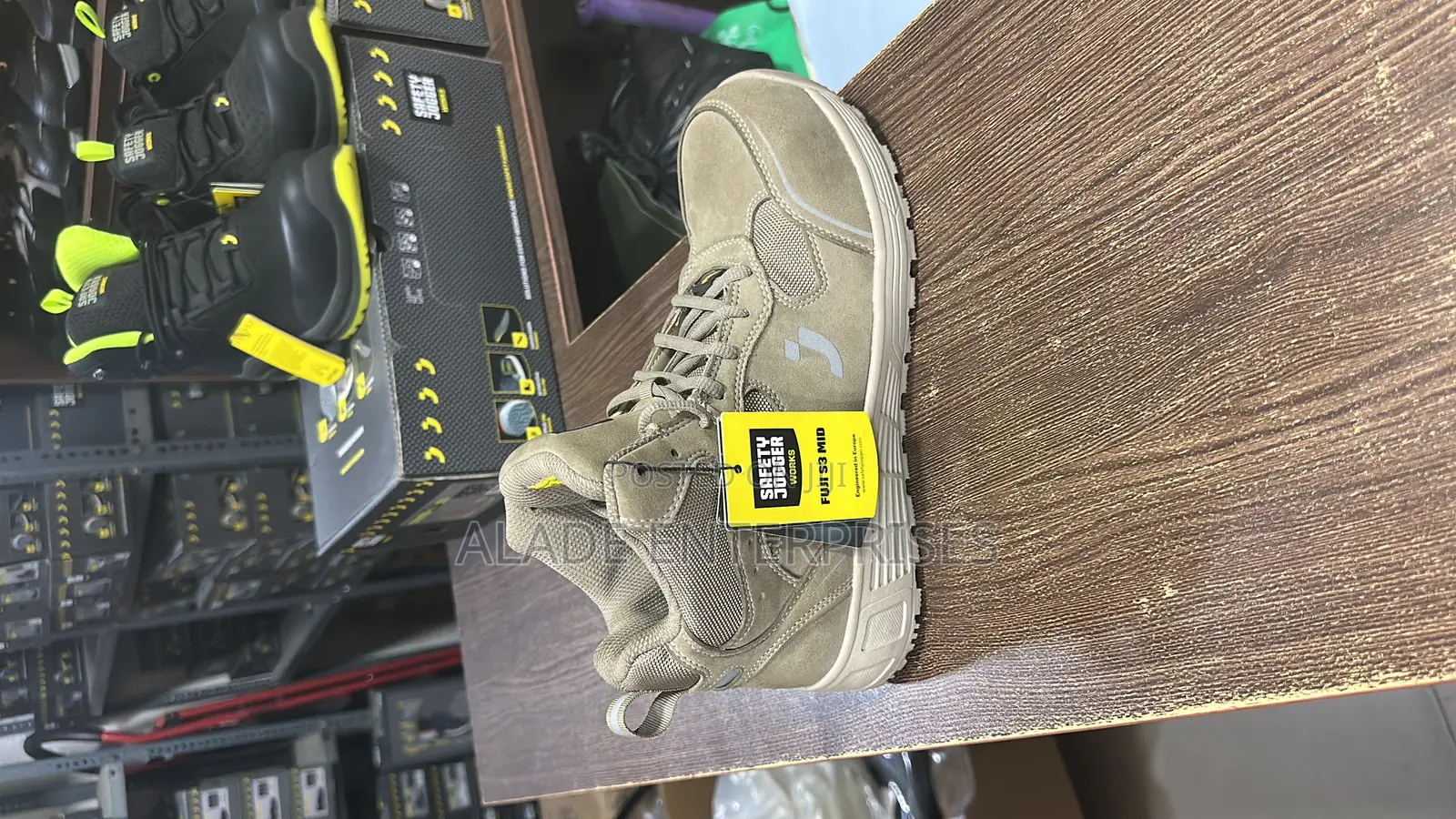 Safety Jogger Boot Fuji S3s Mid Water Resistant