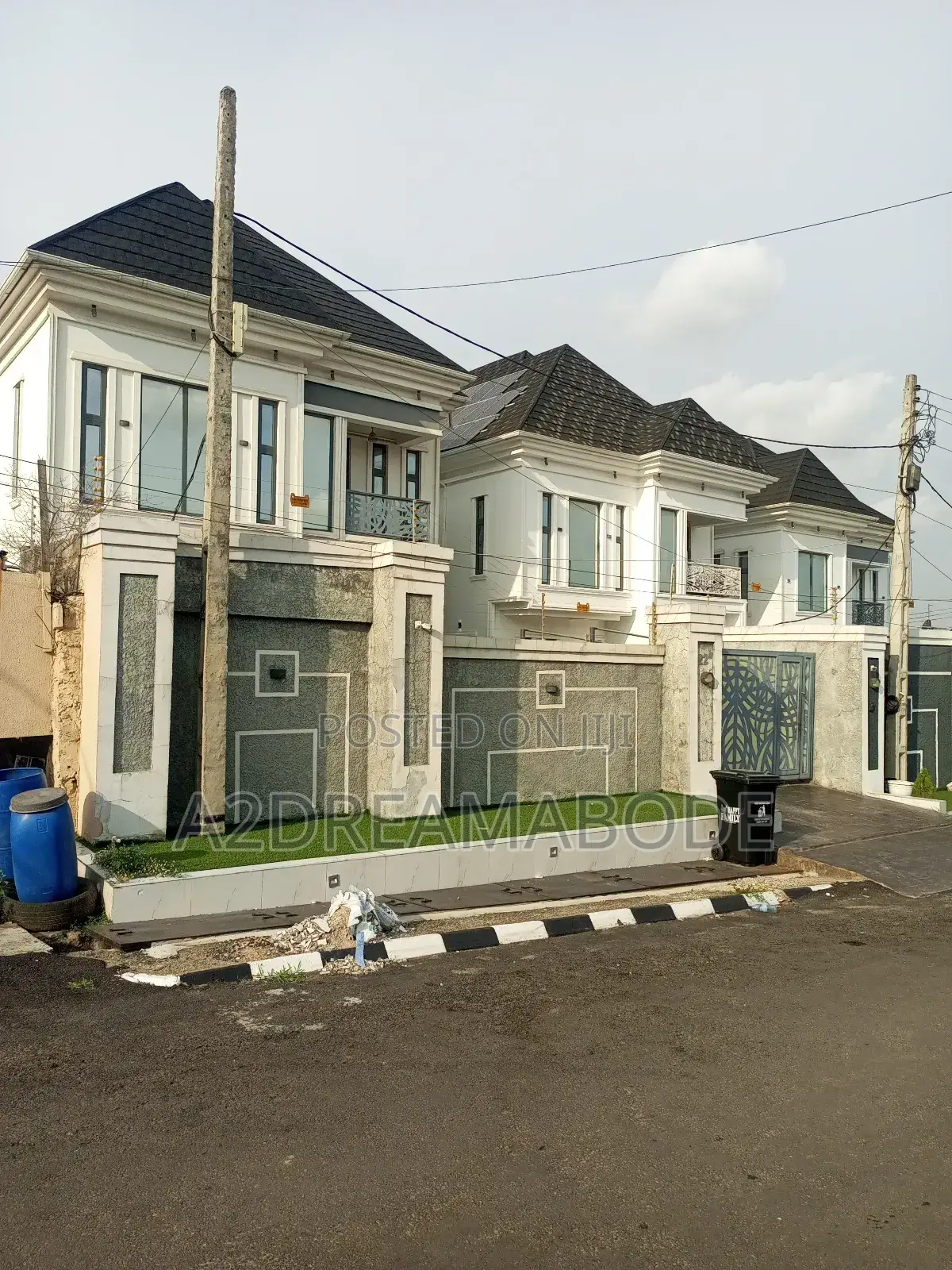 5bdrm Duplex in Omole Phase 1 for sale
