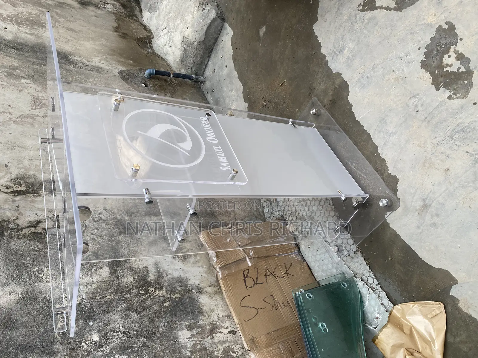 Acrylic Unbreakable Stand Out Impact