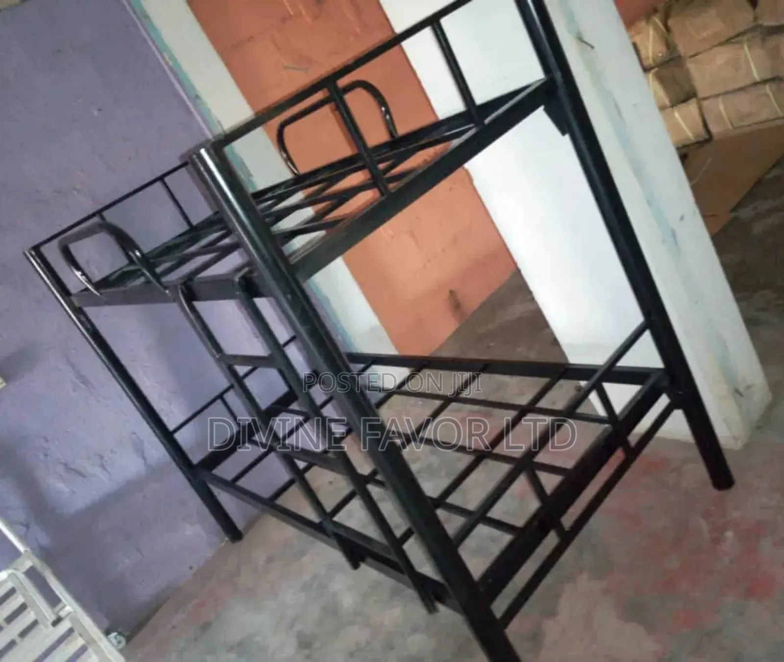 Metal Bunk Bed for Worker's Room (6x3 Feet)