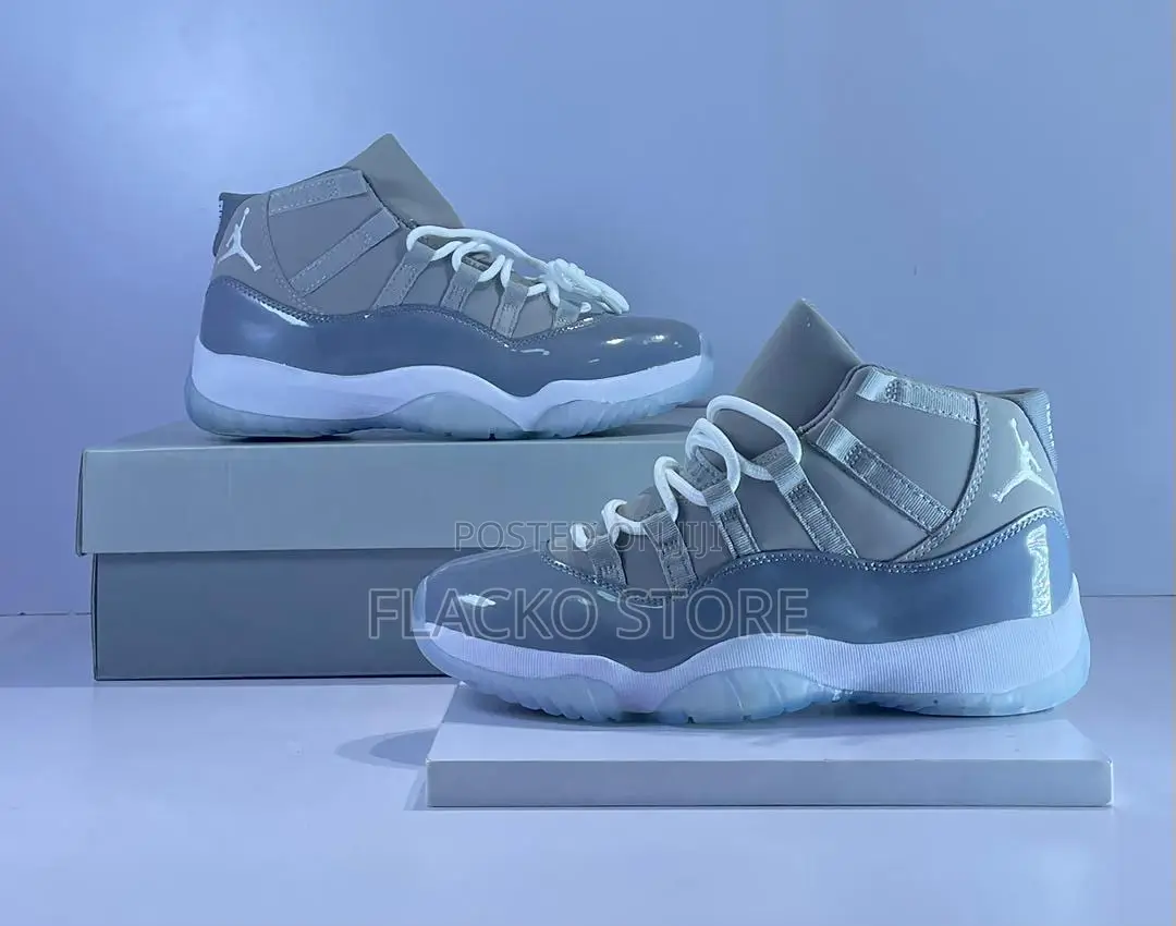 Original Air Jordan 11 Retro Sneakers