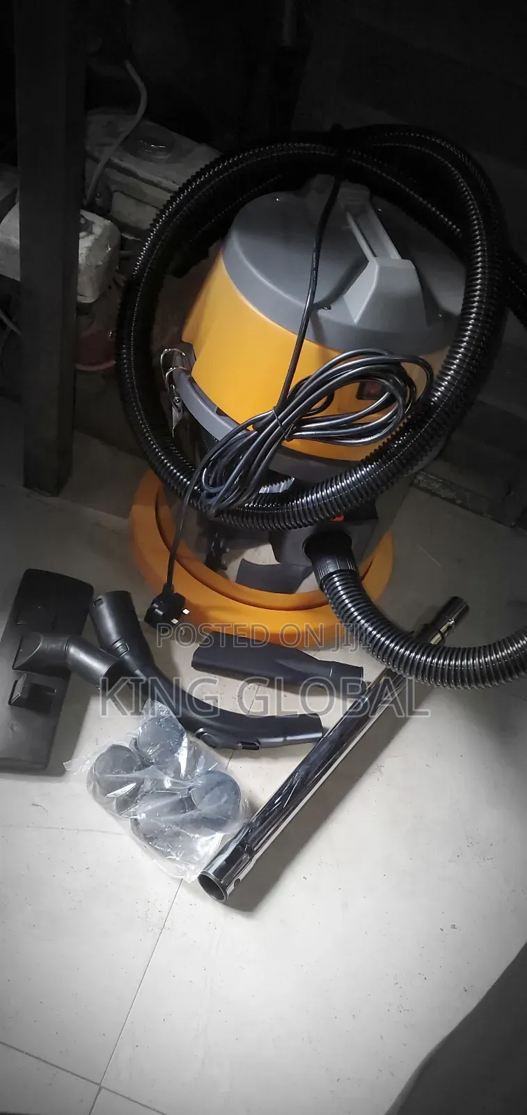Big 20l Vacuum Cleaner Electric and Wet and Dry 1200watts