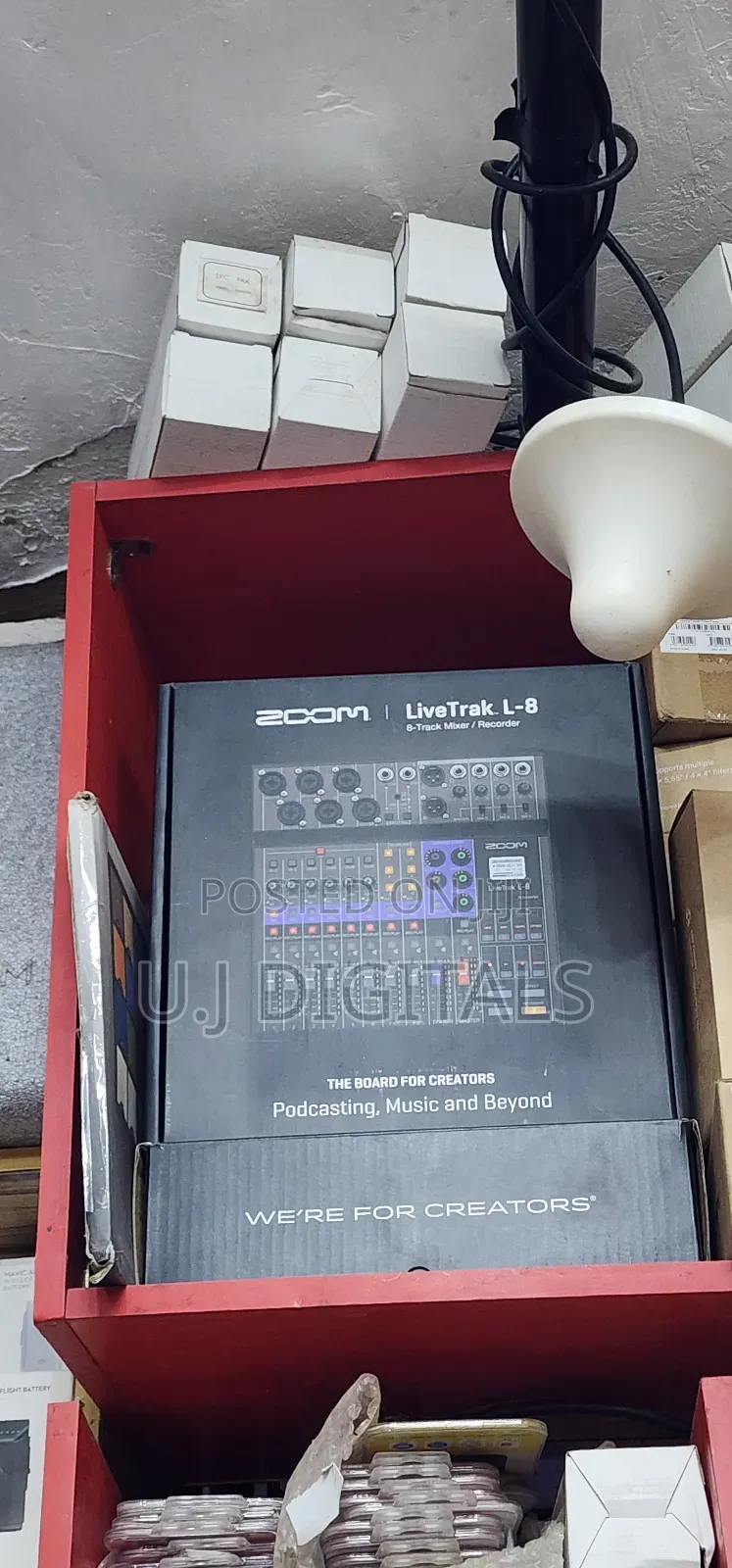 Zoom Live-track L-8 Portable 8 Channel Digital Mixer