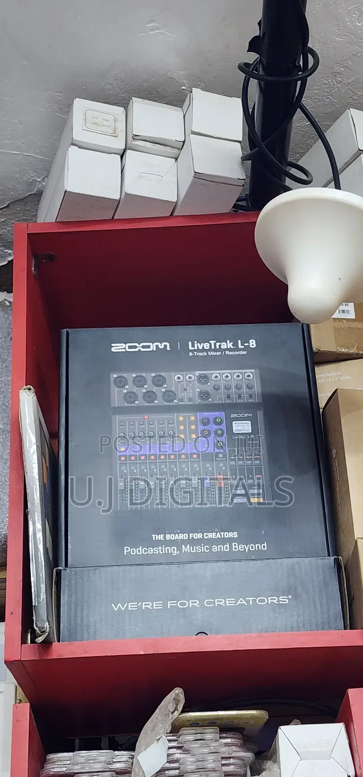 Zoom Live-track L-8 Portable 8 Channel Digital Mixer