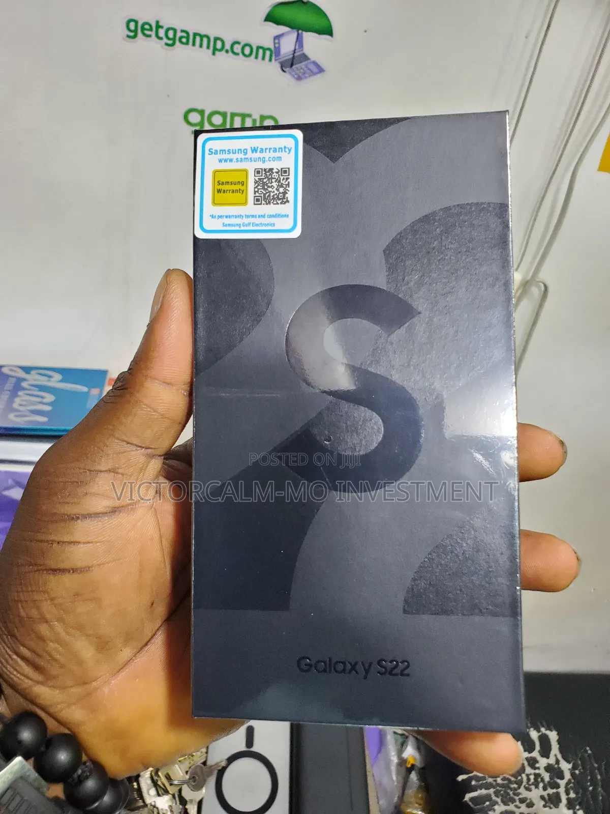 New Samsung Galaxy S22 5G 256 GB Black