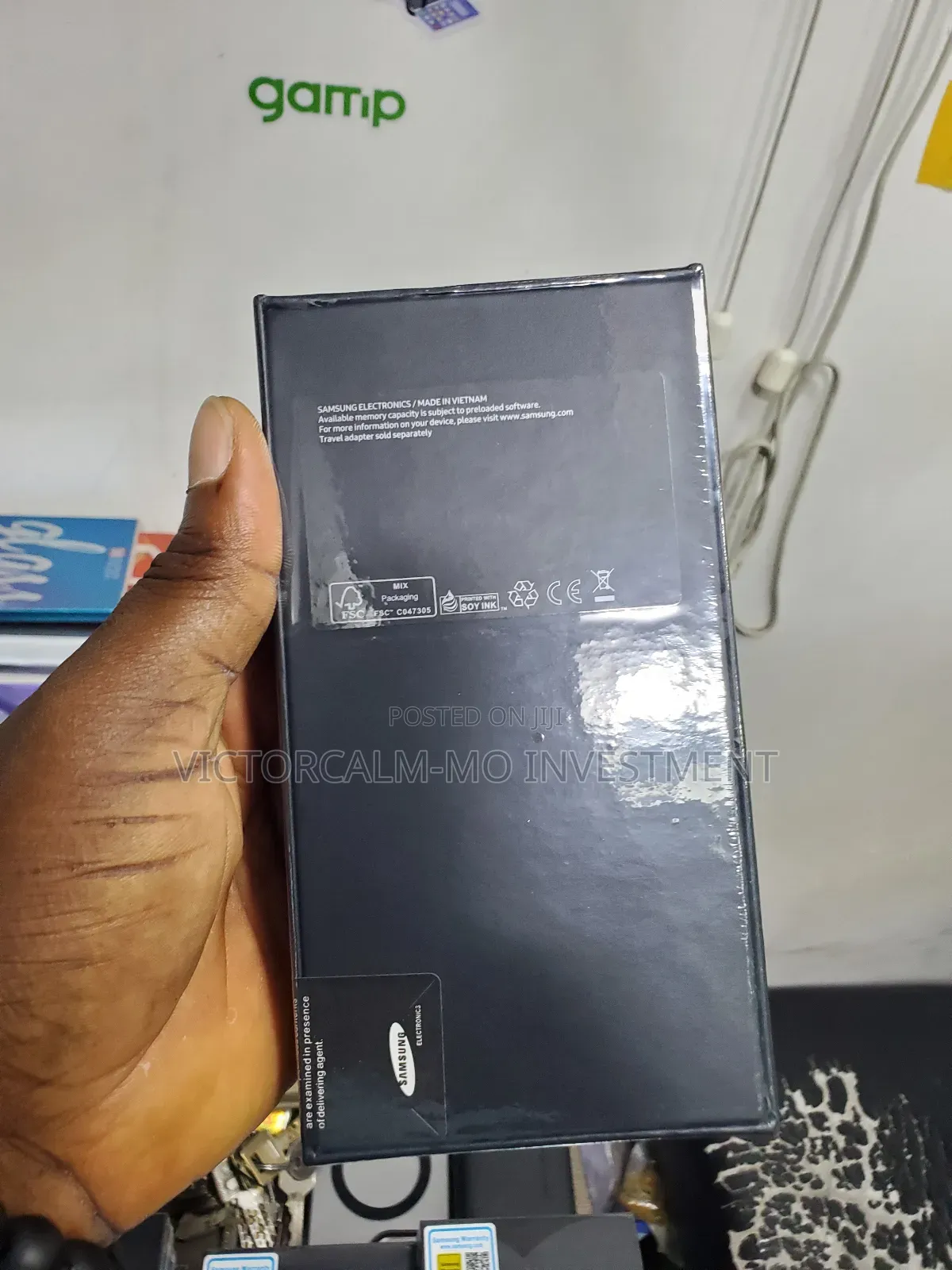 New Samsung Galaxy S22 5G 256 GB Black