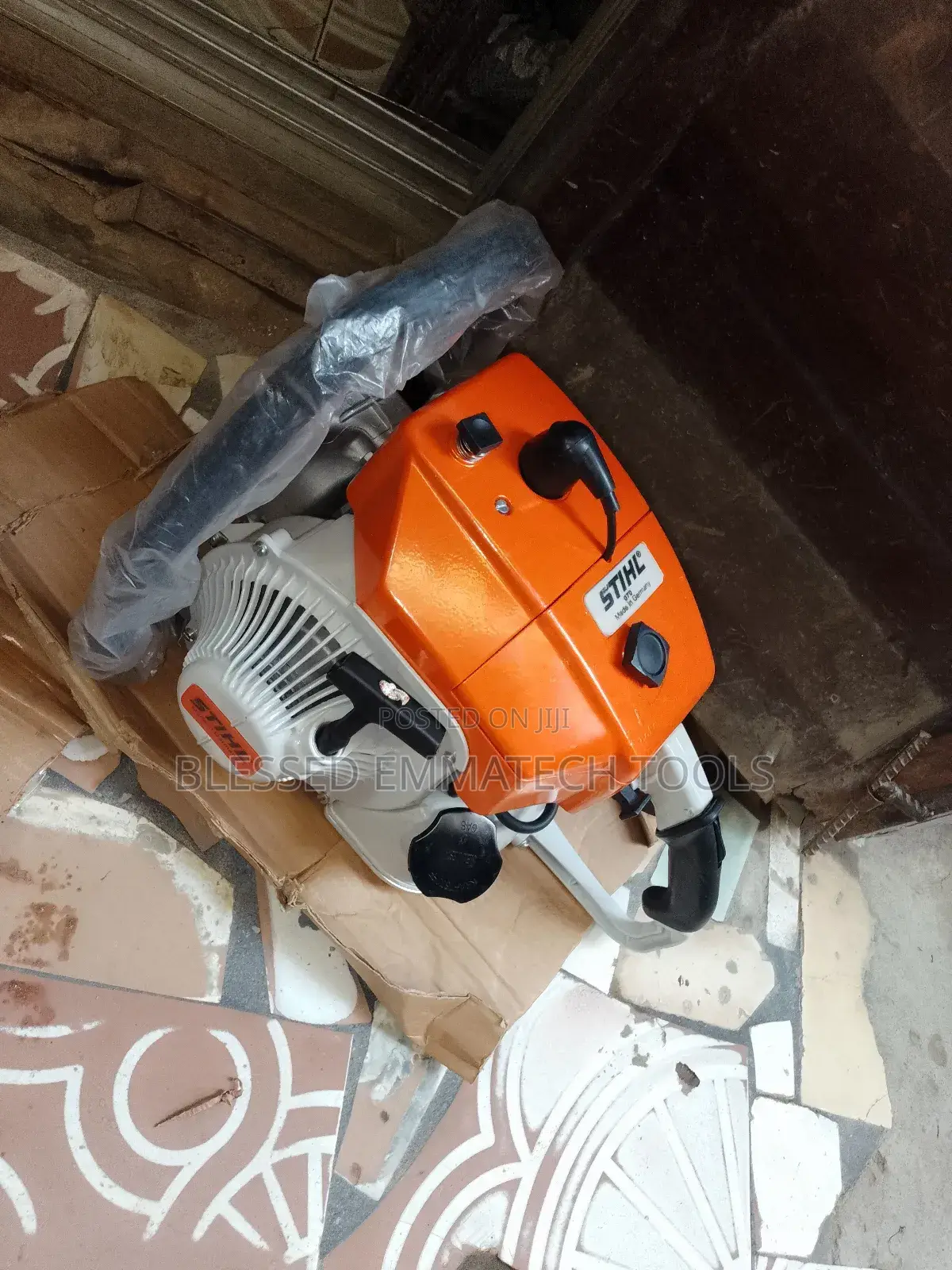 Power 36 Inches Chain Saw Machine