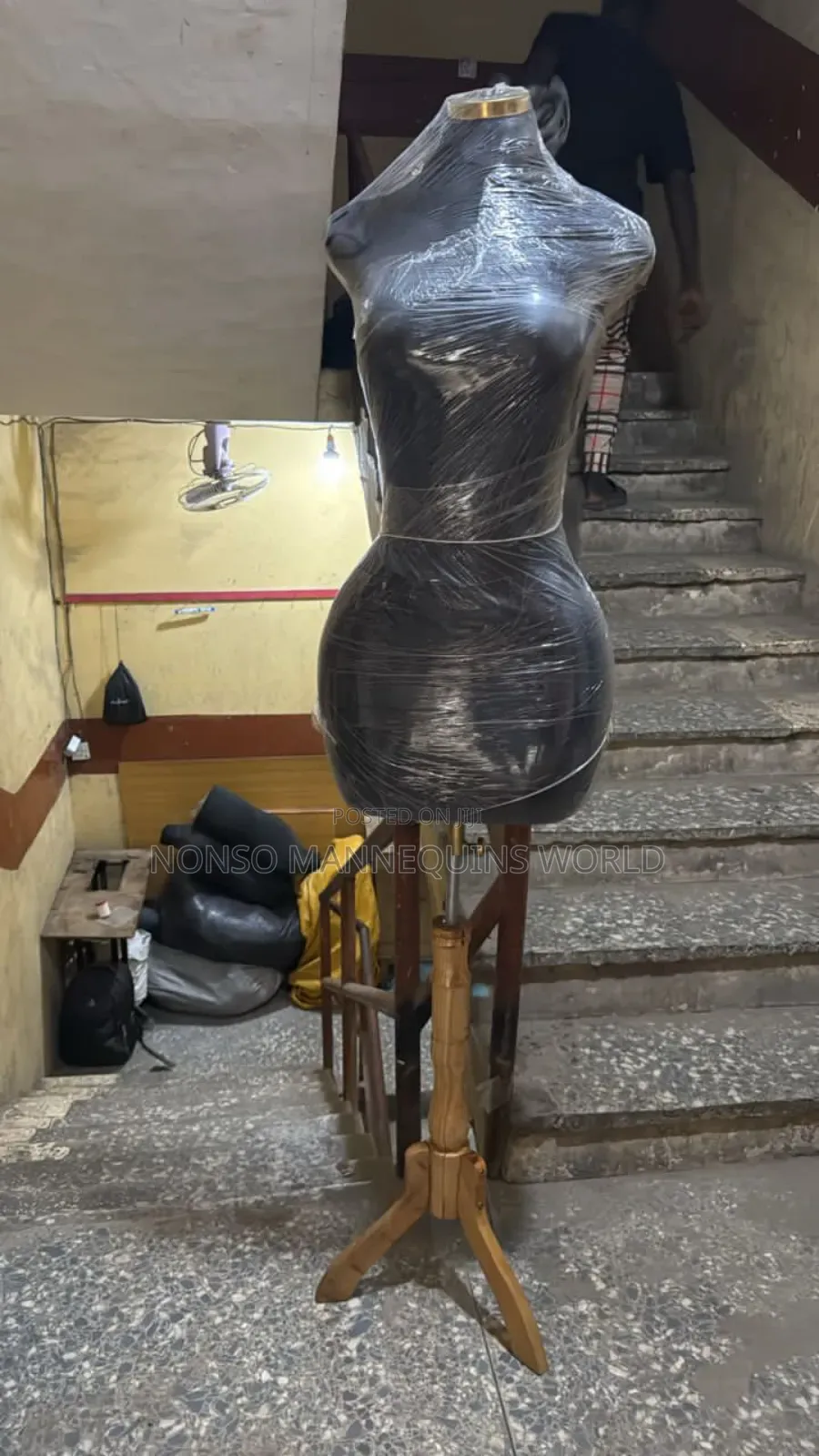 Size 12 Partially Pinnable Female Dress Form