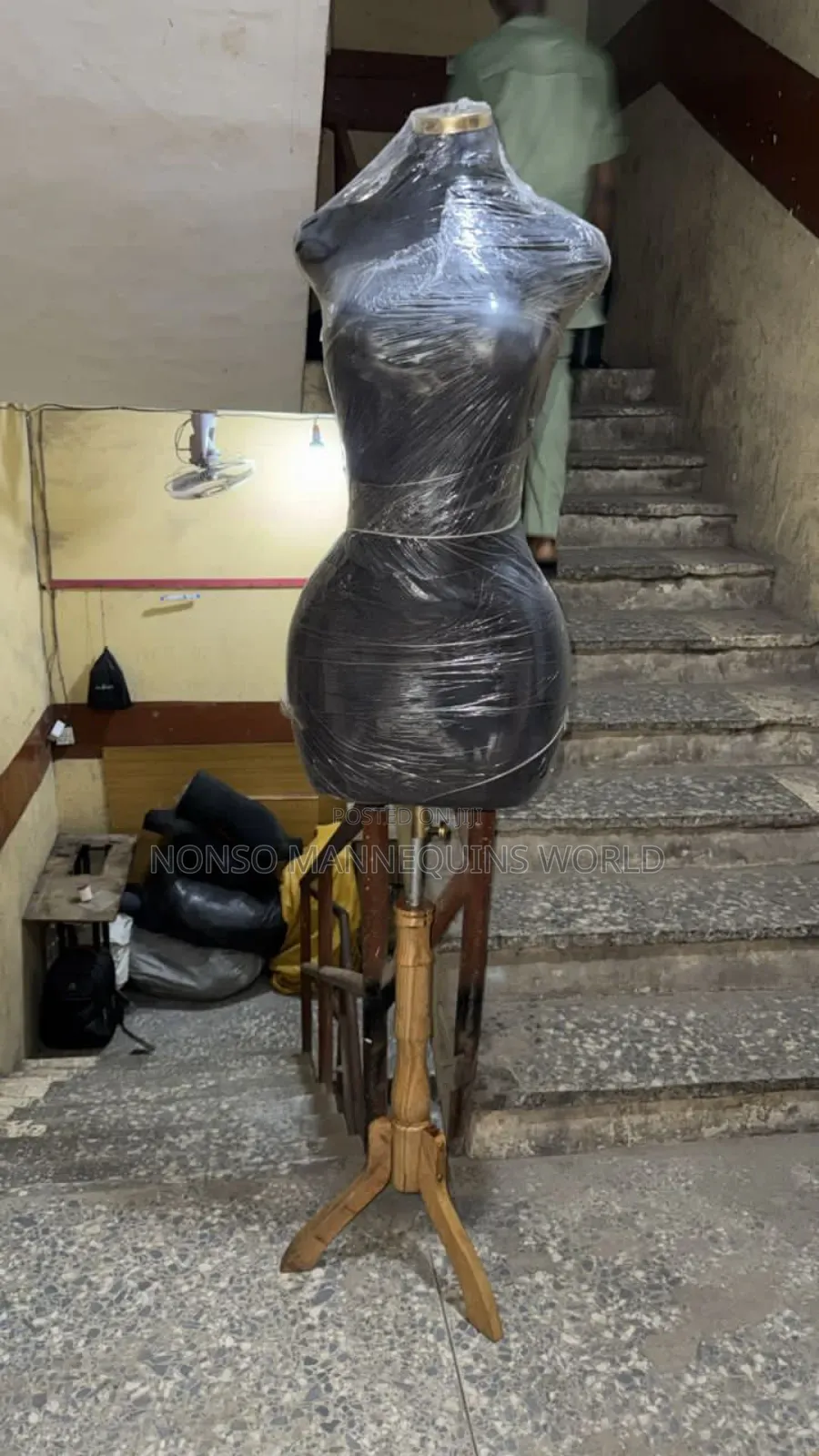 Size 12 Partially Pinnable Female Dress Form