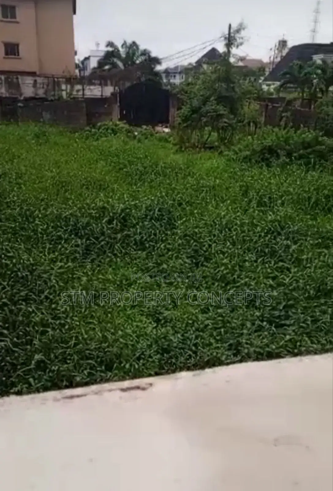 Half Plot of Land for Sale at Sholuyi Gbagada