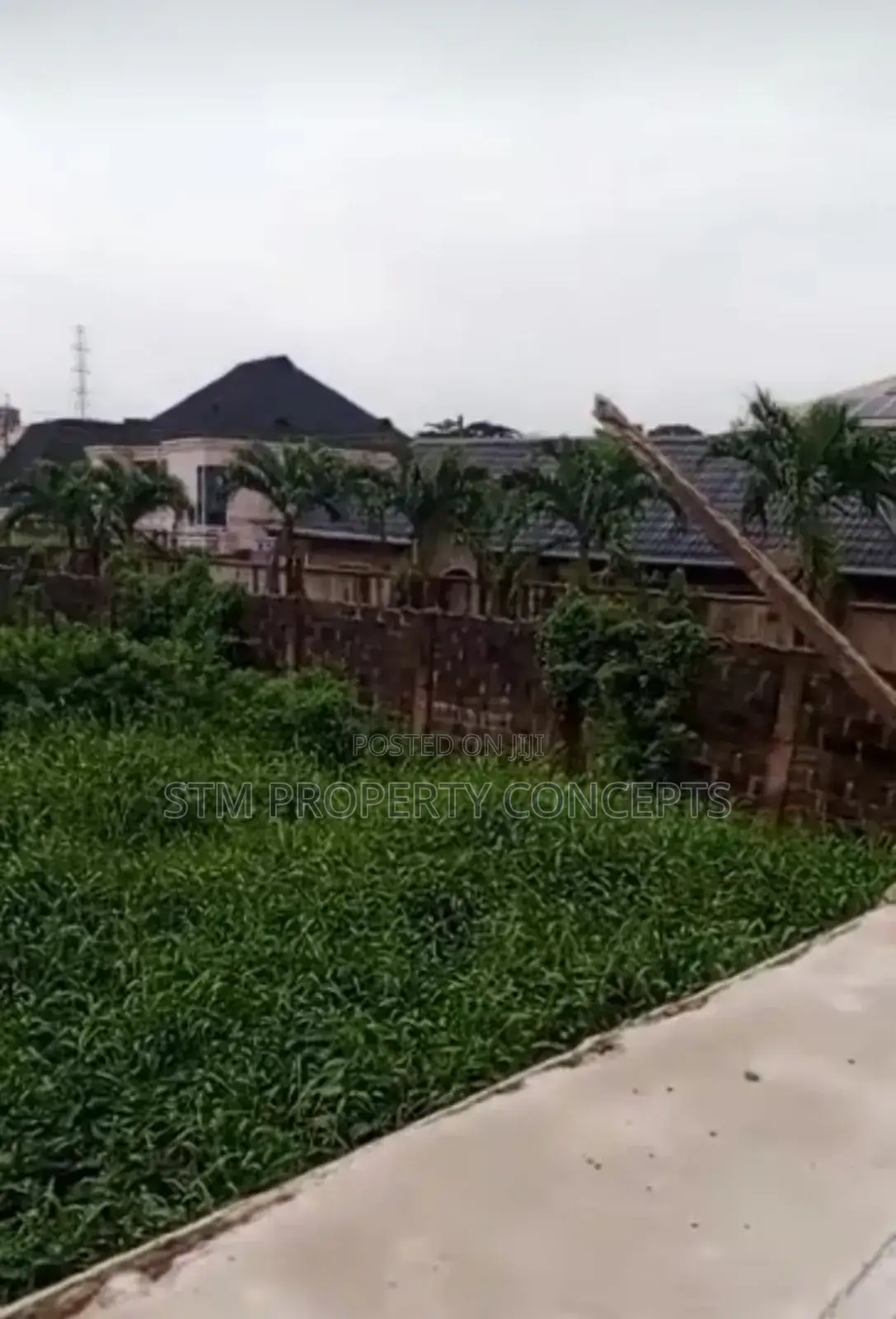 Half Plot of Land for Sale at Sholuyi Gbagada