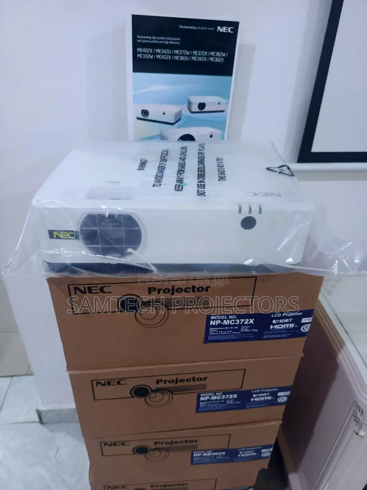 Nec Projector Brand New Daylight Projector
