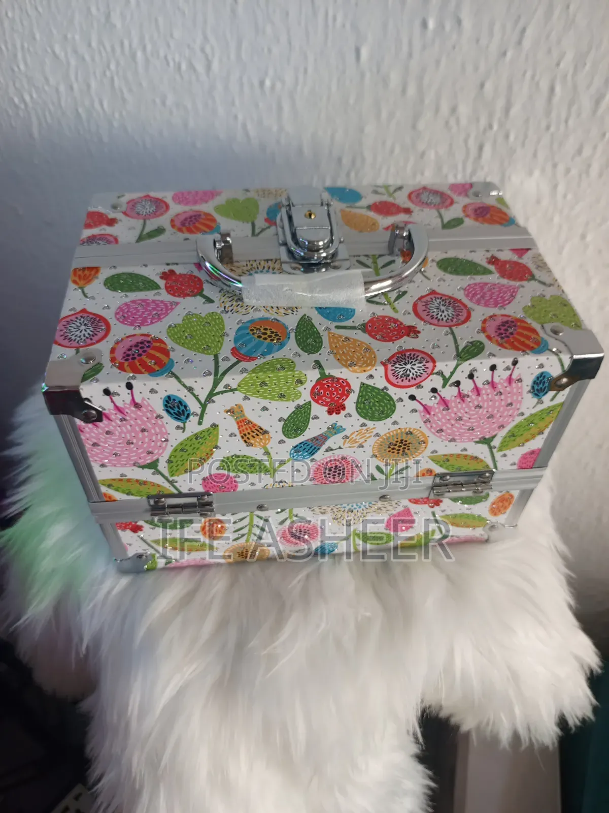 Queeneth Jewelry Box