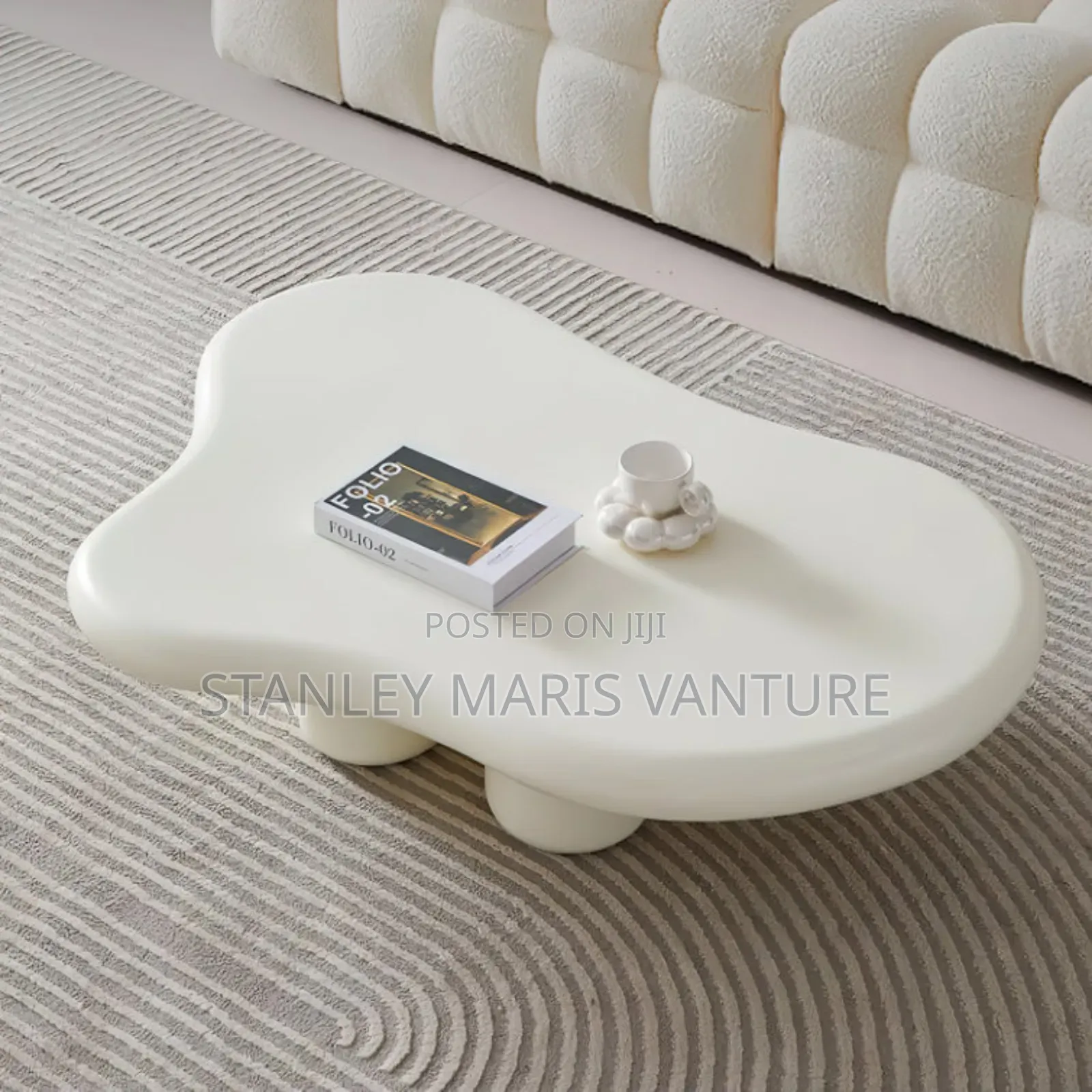 Luxurious Modern Center Table