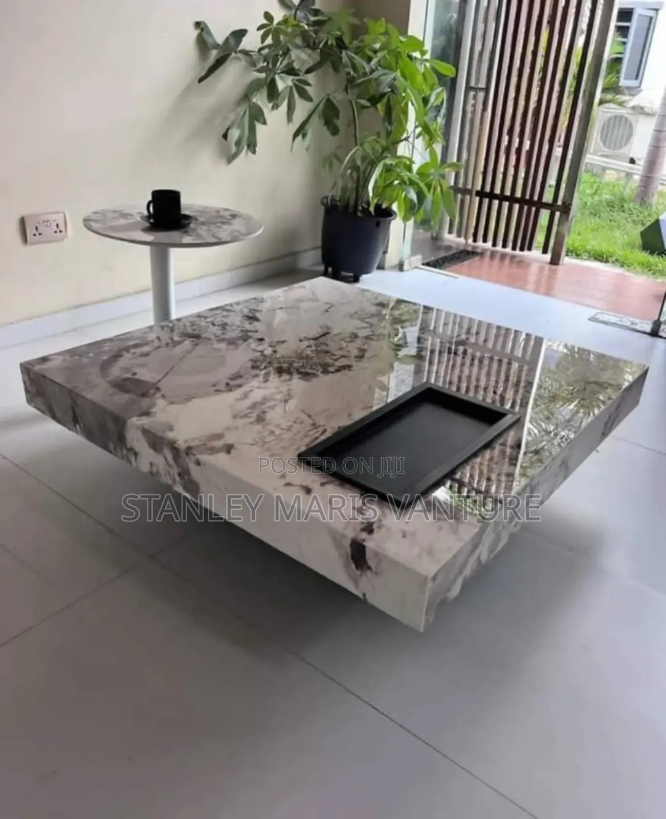 Luxurious Turkish Center Table With Stool