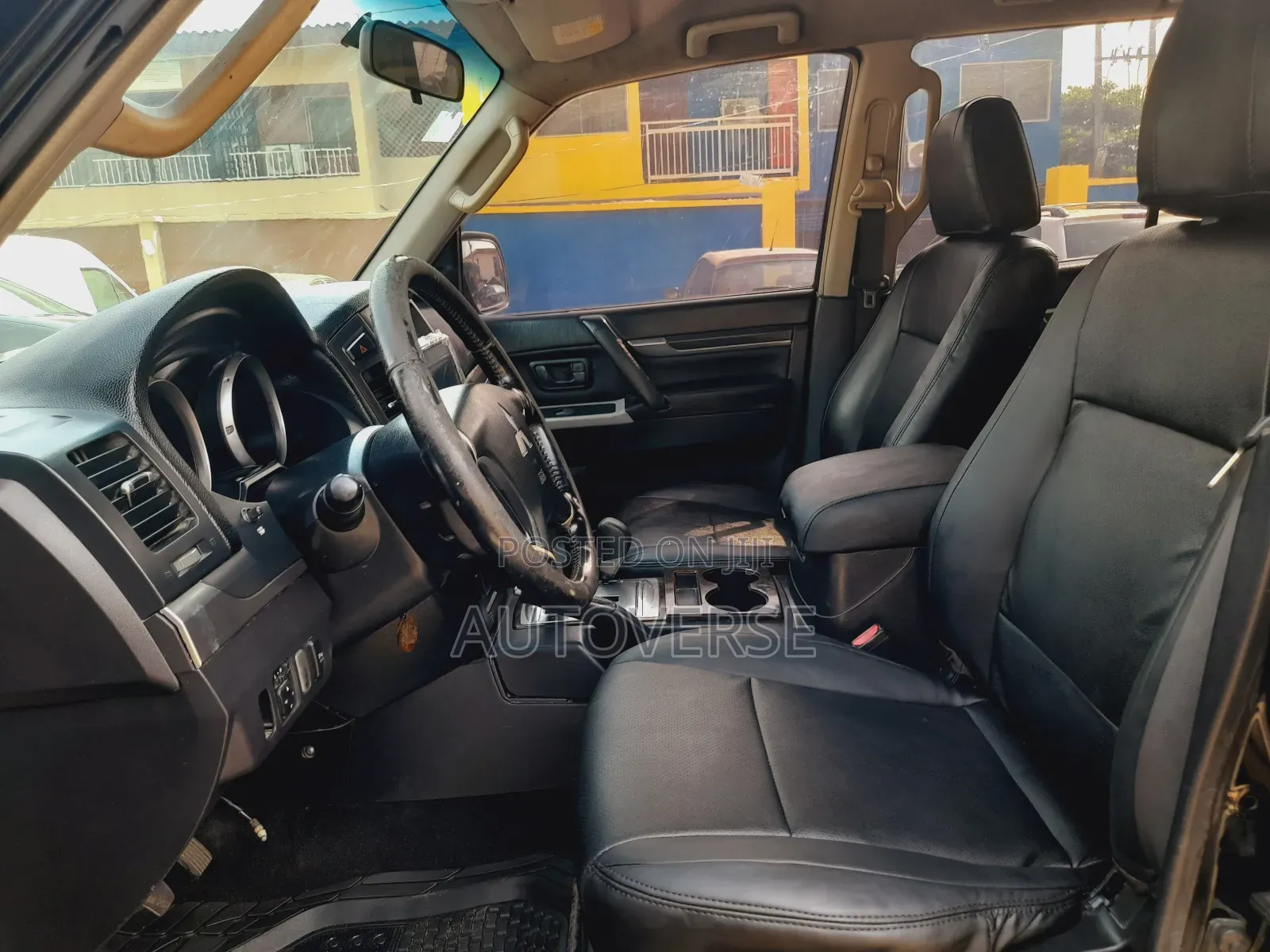Mitsubishi Pajero 3.2 Di-Dc GLS 2009 Black