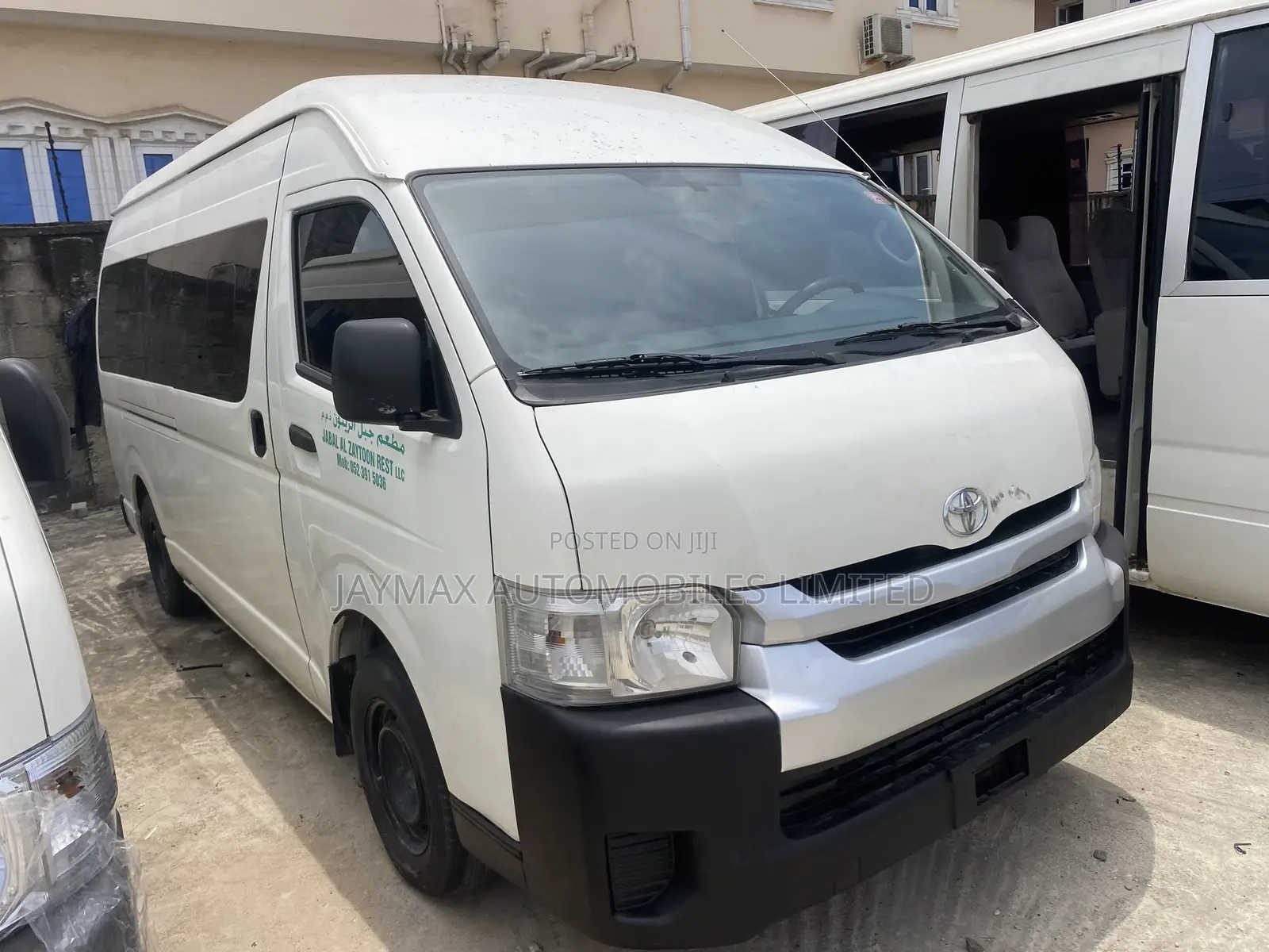Toyota HiAce 2016 White