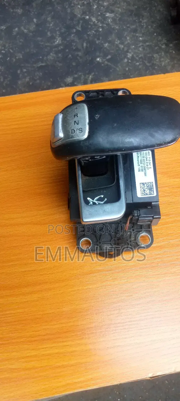 Gear Selector and Shift Knob Audi A8l 2016