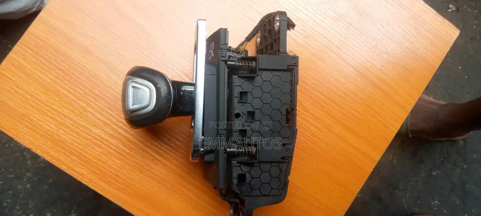 Gear Selector and Shift Knob Audi A8l 2016