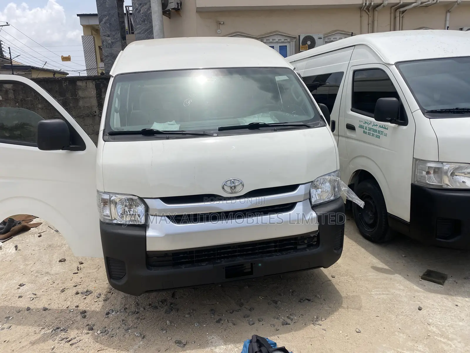 Toyota HiAce 2015 White