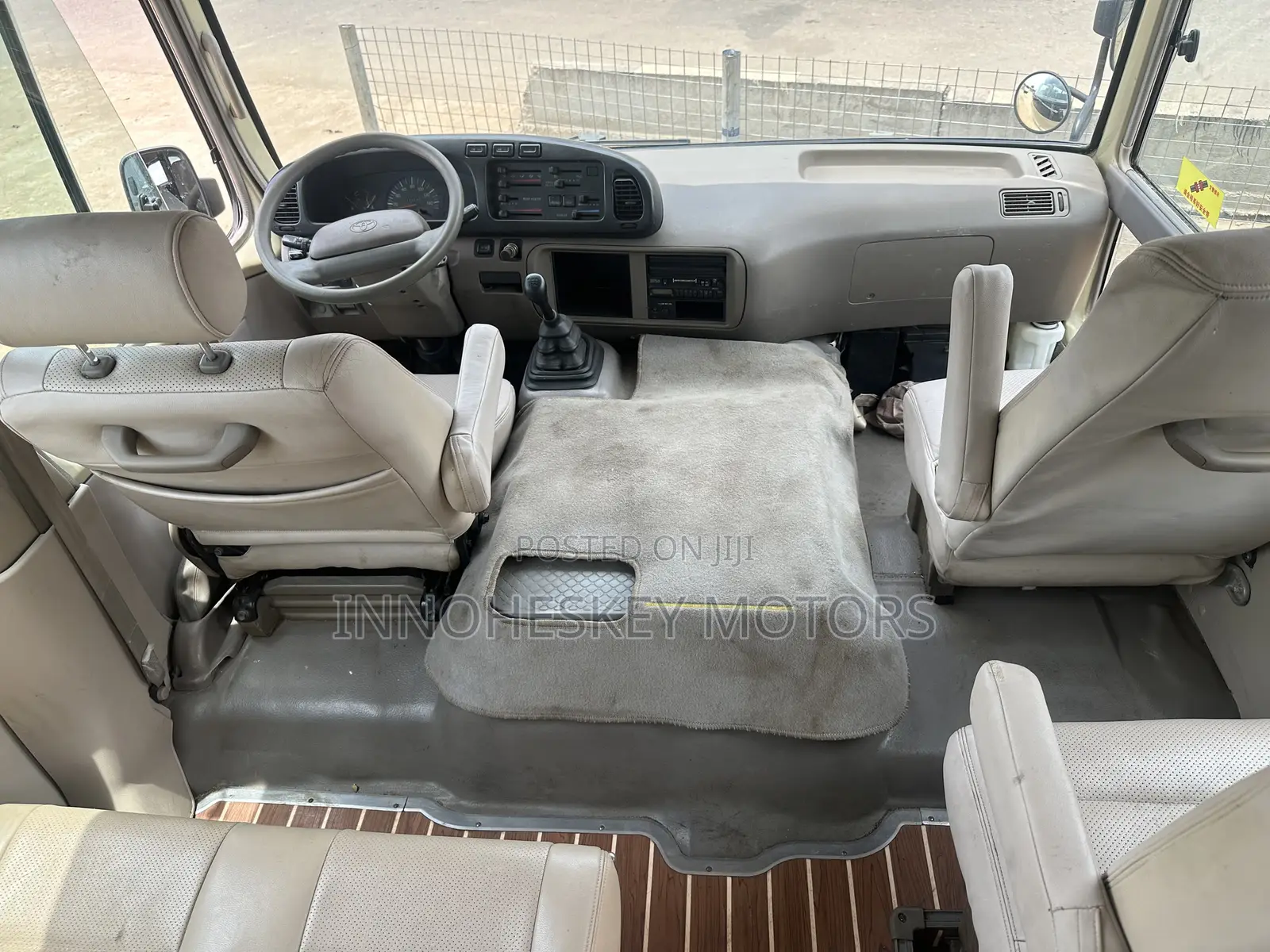 Toyota Coaster 2015 Green