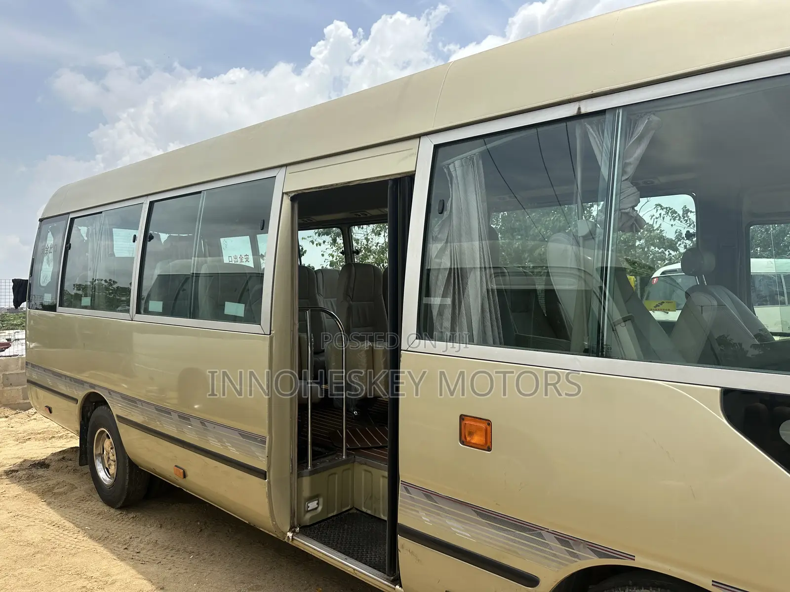 Toyota Coaster 2015 Green