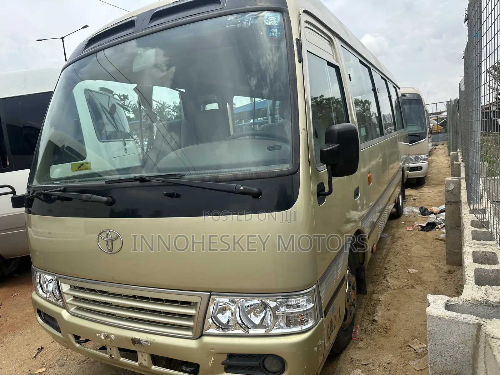 Toyota Coaster 2015 Green