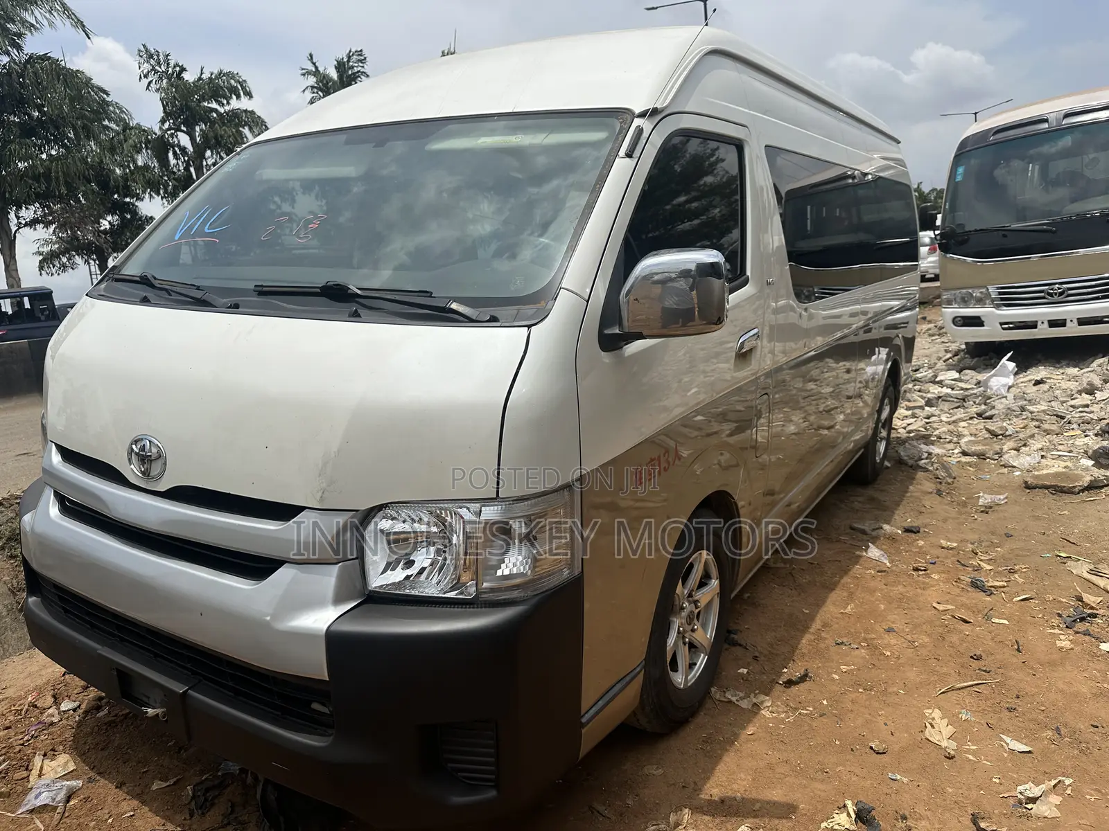 Toyota HiAce 2018 Beige
