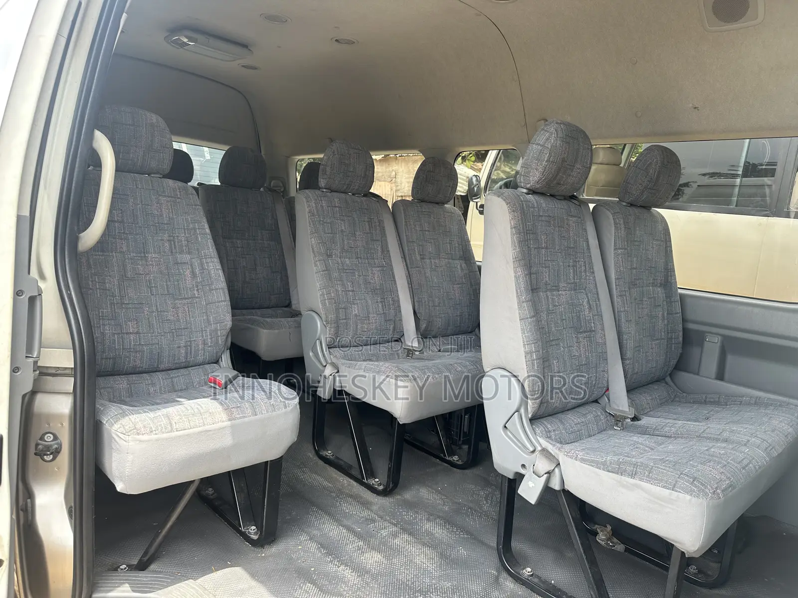 Toyota HiAce 2018 Beige