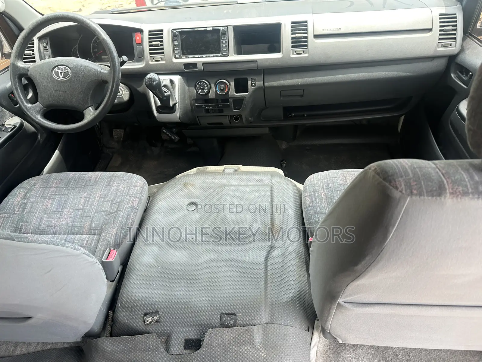 Toyota HiAce 2018 Beige