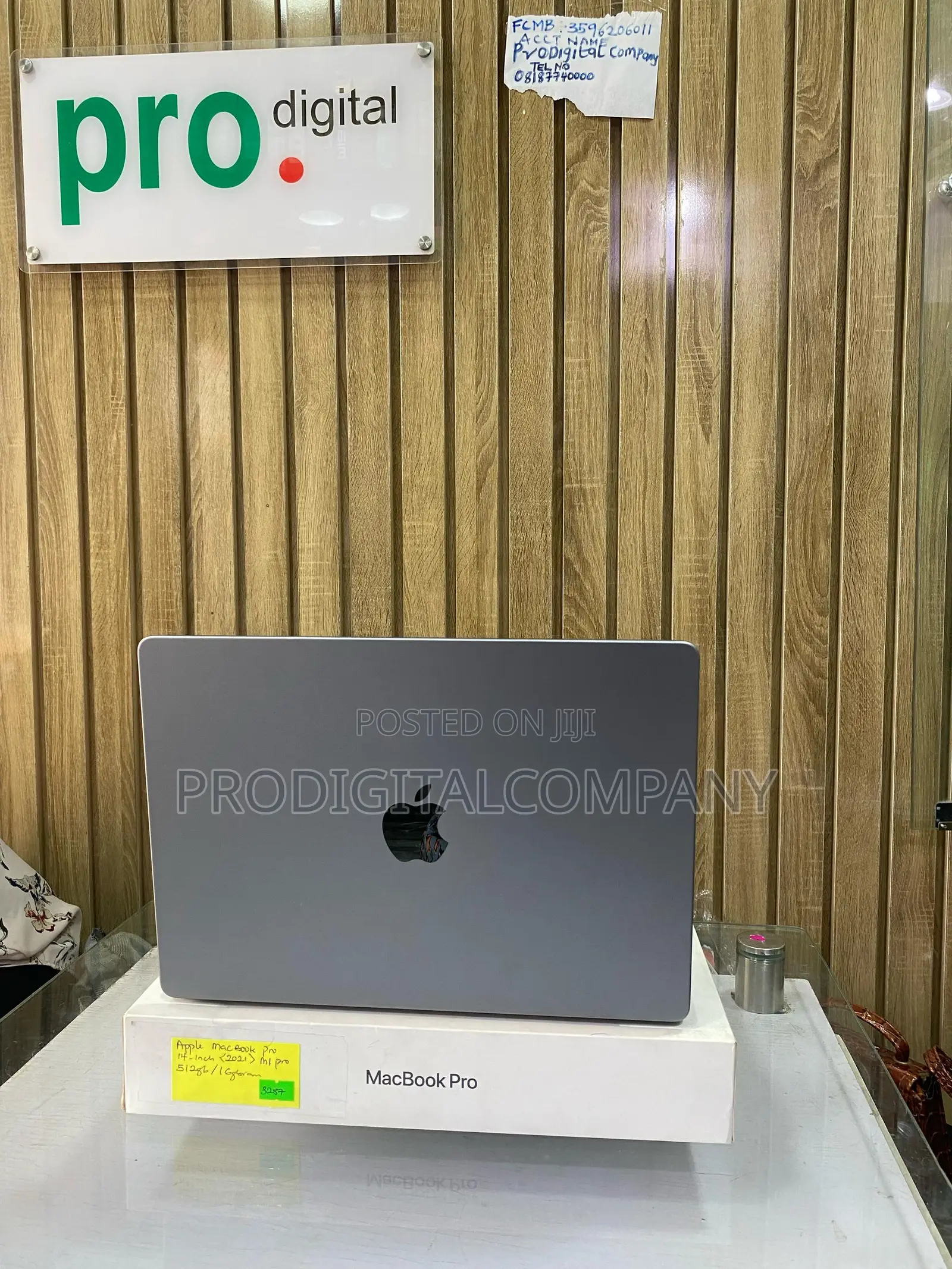 Laptop Apple MacBook Pro 2021 M1 16GB Apple M1 Pro SSD 512GB
