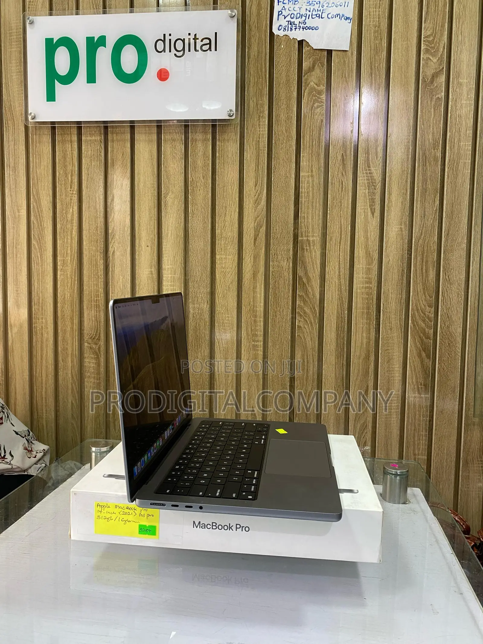 Laptop Apple MacBook Pro 2021 M1 16GB Apple M1 Pro SSD 512GB