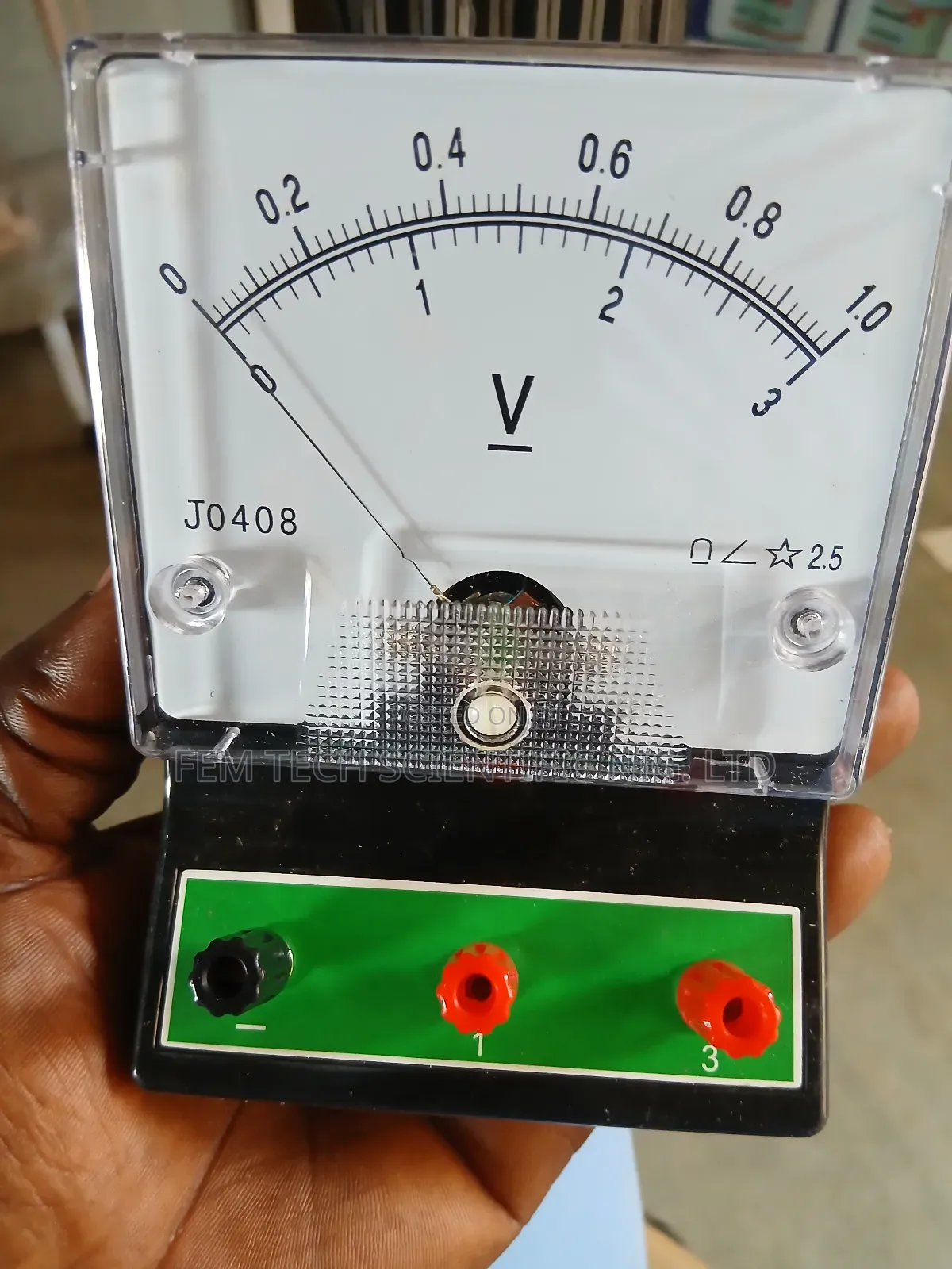 Voltmeter for Laboratory