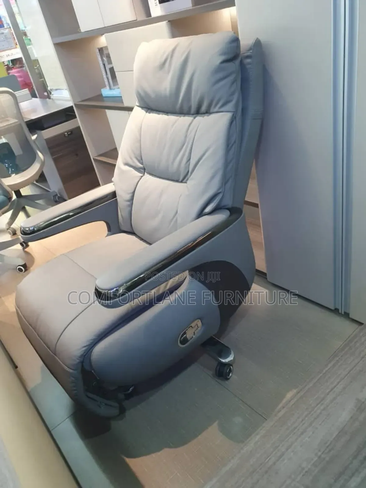 Boss Executive Office Chair( Extra Padded)