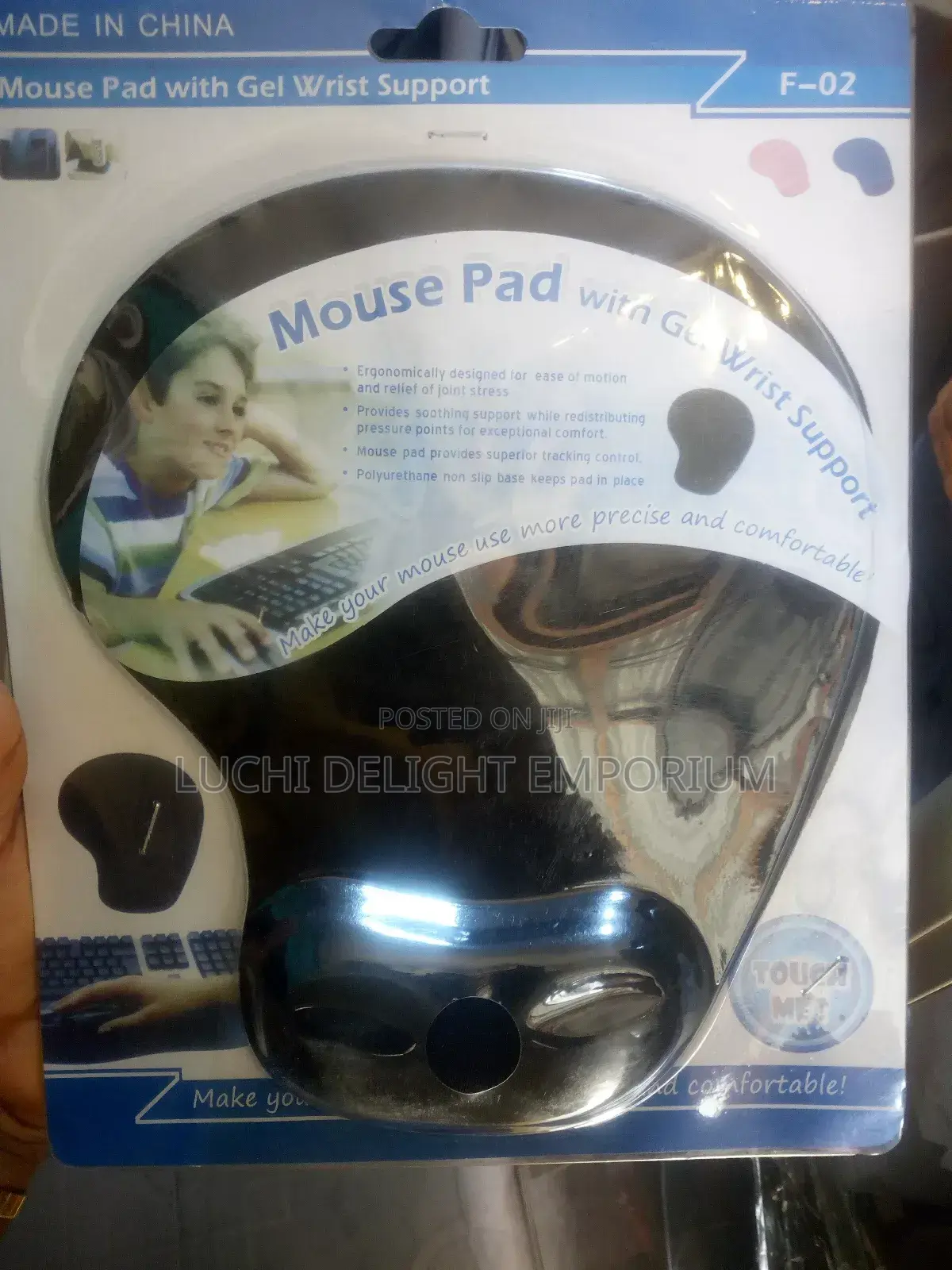 Mouse Pad With Gel Wrist Support - Black