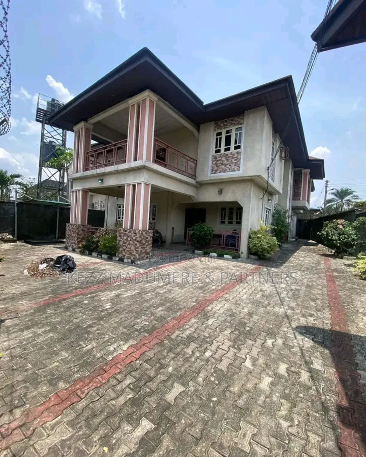 6bdrm Duplex in Rumuibekwe Housing for sale