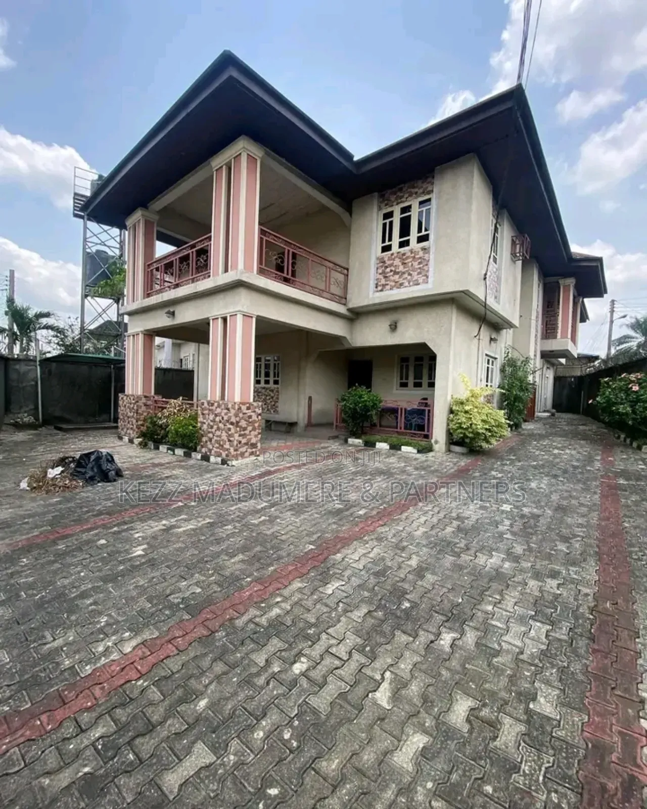 6bdrm Duplex in Rumuibekwe Housing for sale