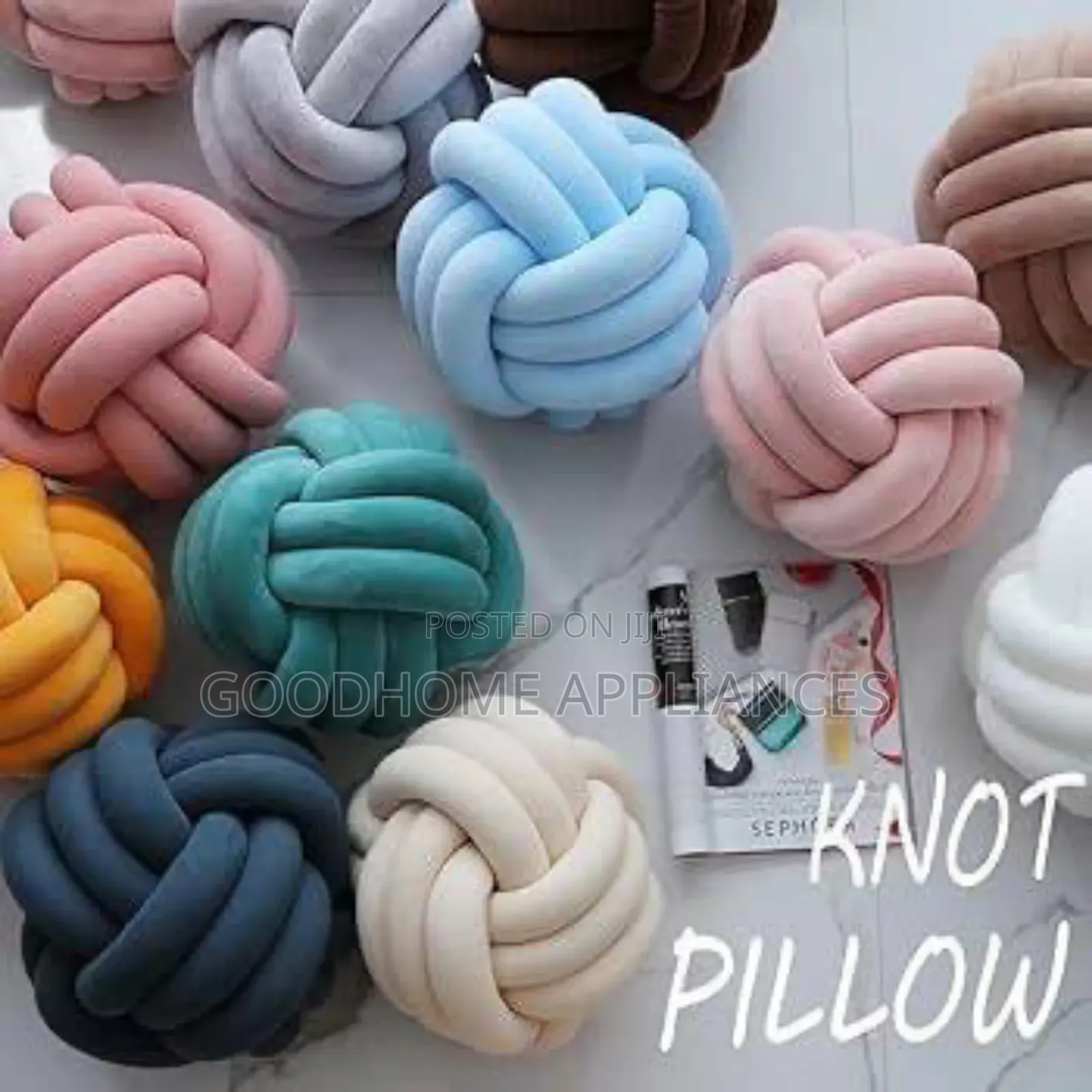 Knot Pillow for Your Relaxation
