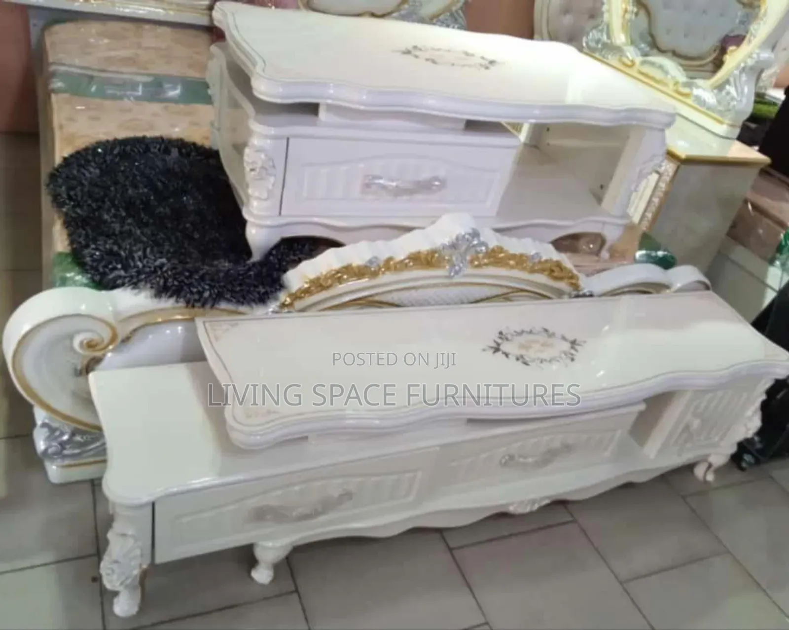 Royal Centre Table and Tv Stand ( Full Set)